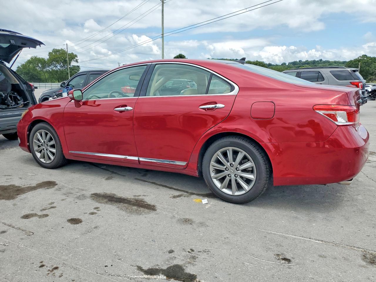2010 Lexus Es 350 Красный vin: JTHBK1EG9A2394732