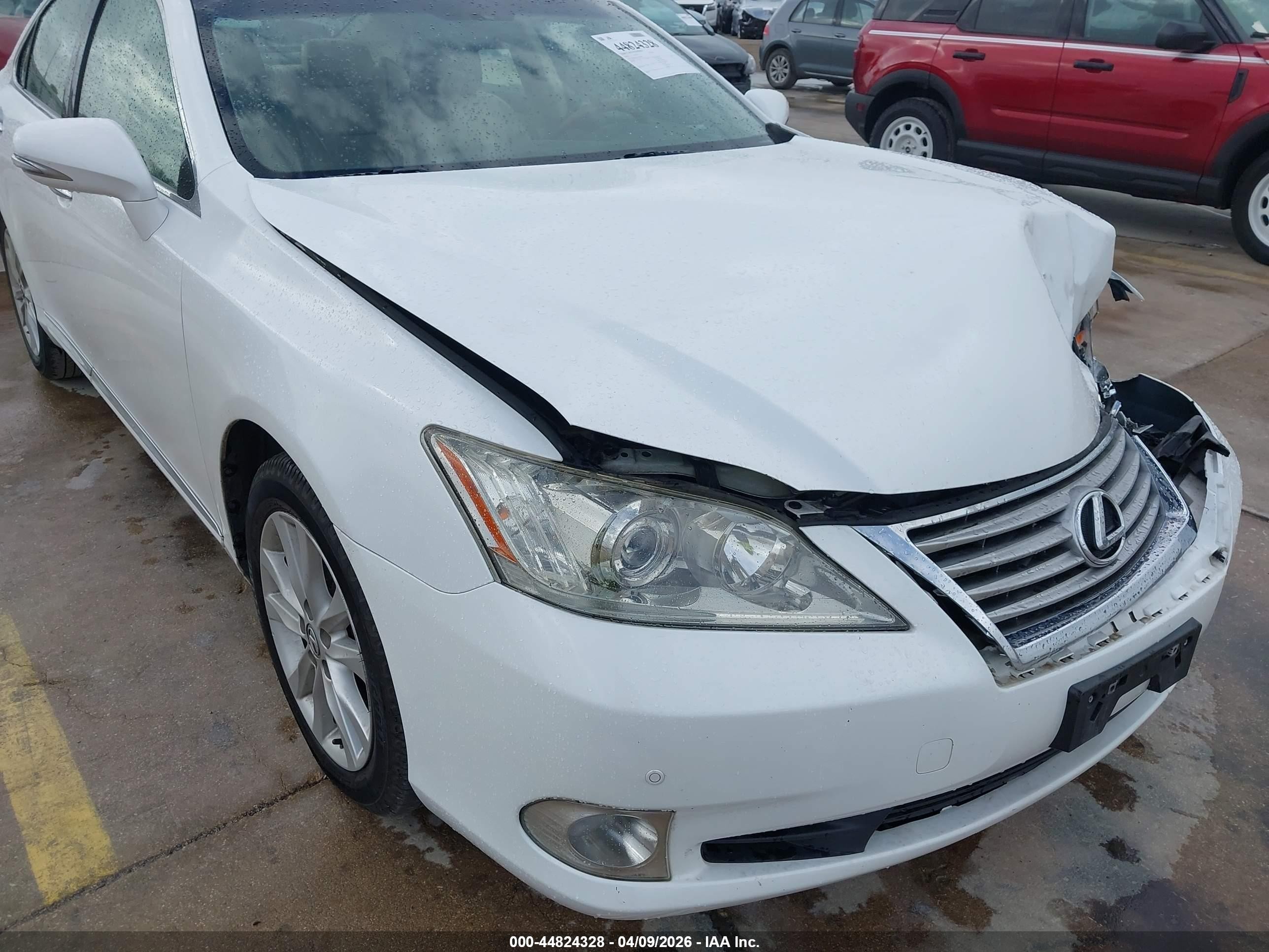 2010 Lexus Es 350   White vin: JTHBK1EG9A2400108