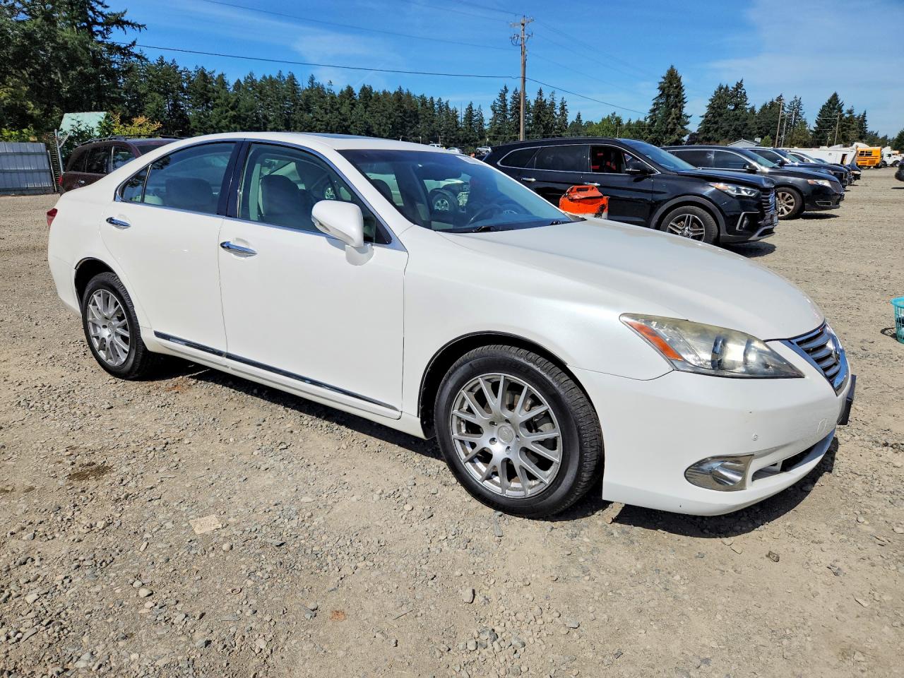 2010 Lexus Es 350 White vin: JTHBK1EG9A2405597