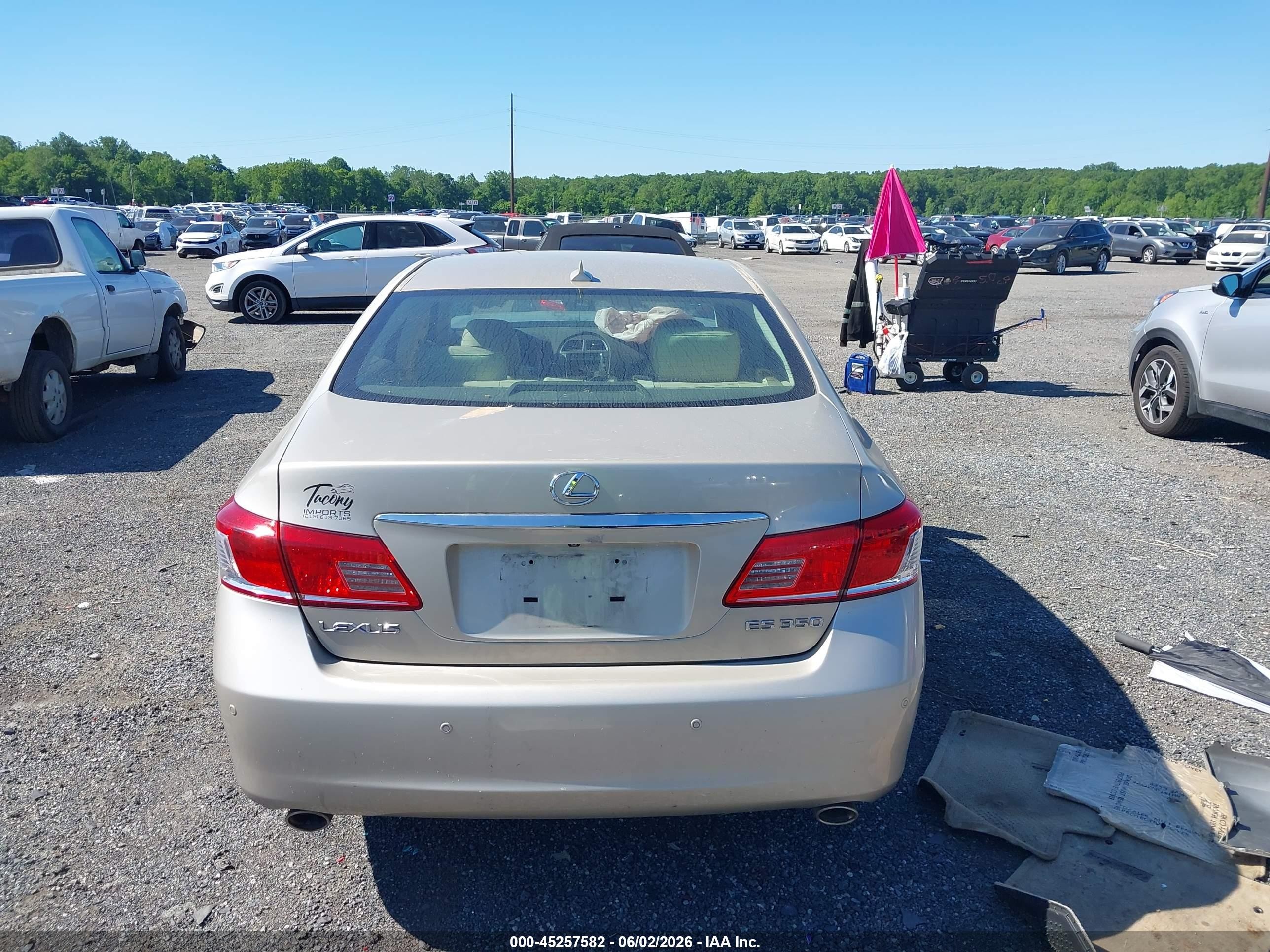 2010 Lexus Es 350   Бежевый vin: JTHBK1EG9A2410363