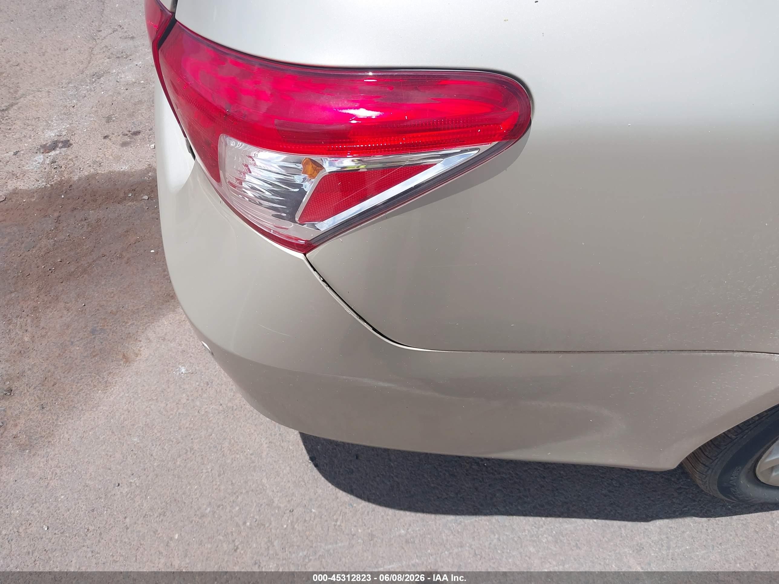 2011 Lexus Es 350 Золотой vin: JTHBK1EG9B2421929