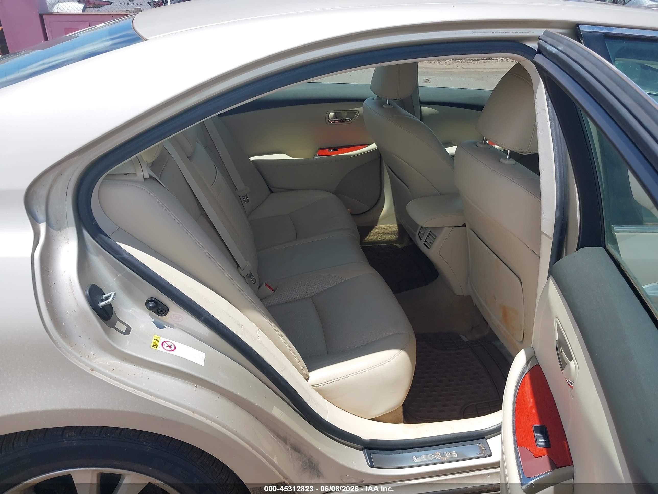 2011 Lexus Es 350 Золотой vin: JTHBK1EG9B2421929