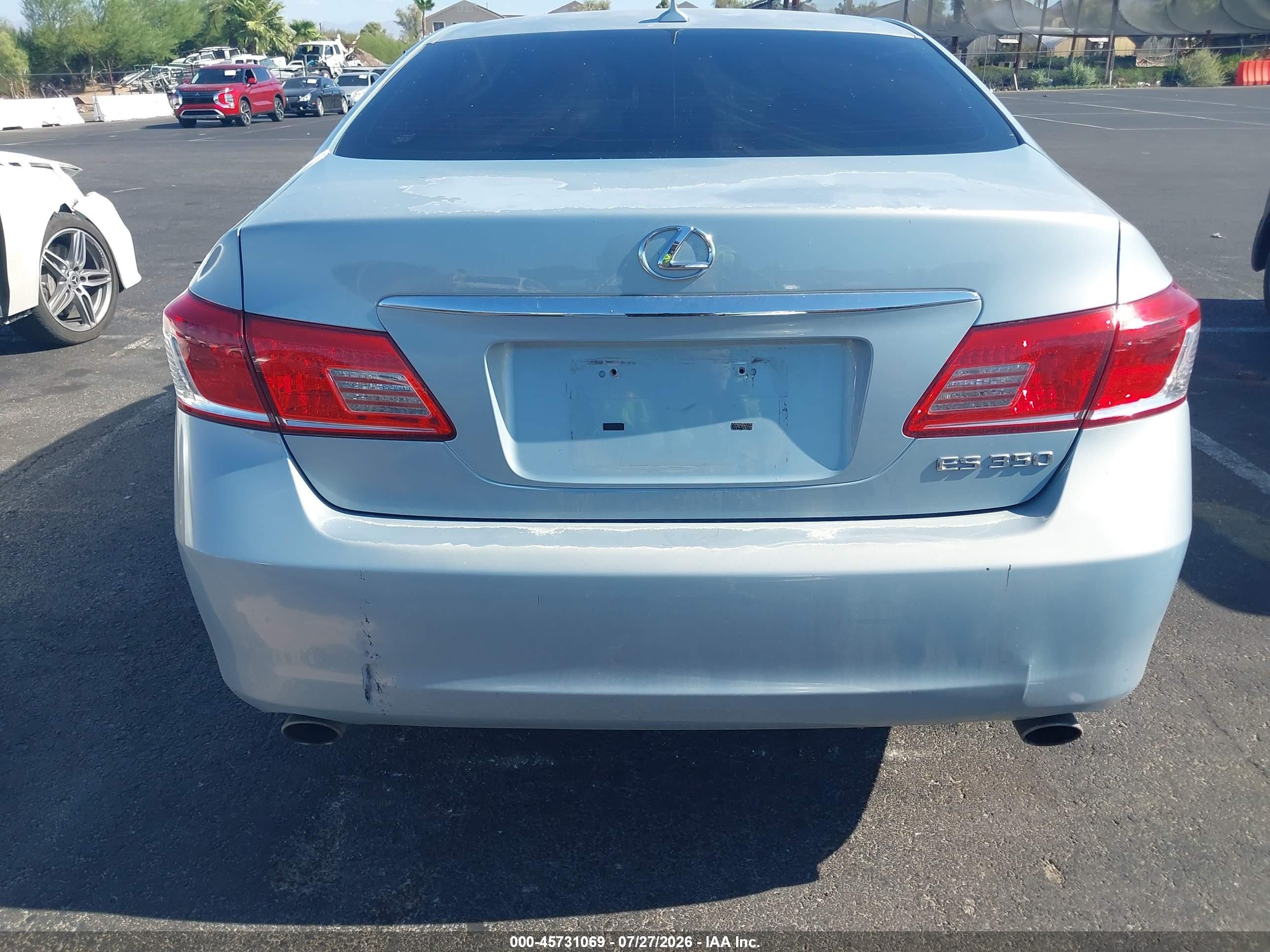 2011 Lexus Es 350   Light Blue vin: JTHBK1EG9B2433756