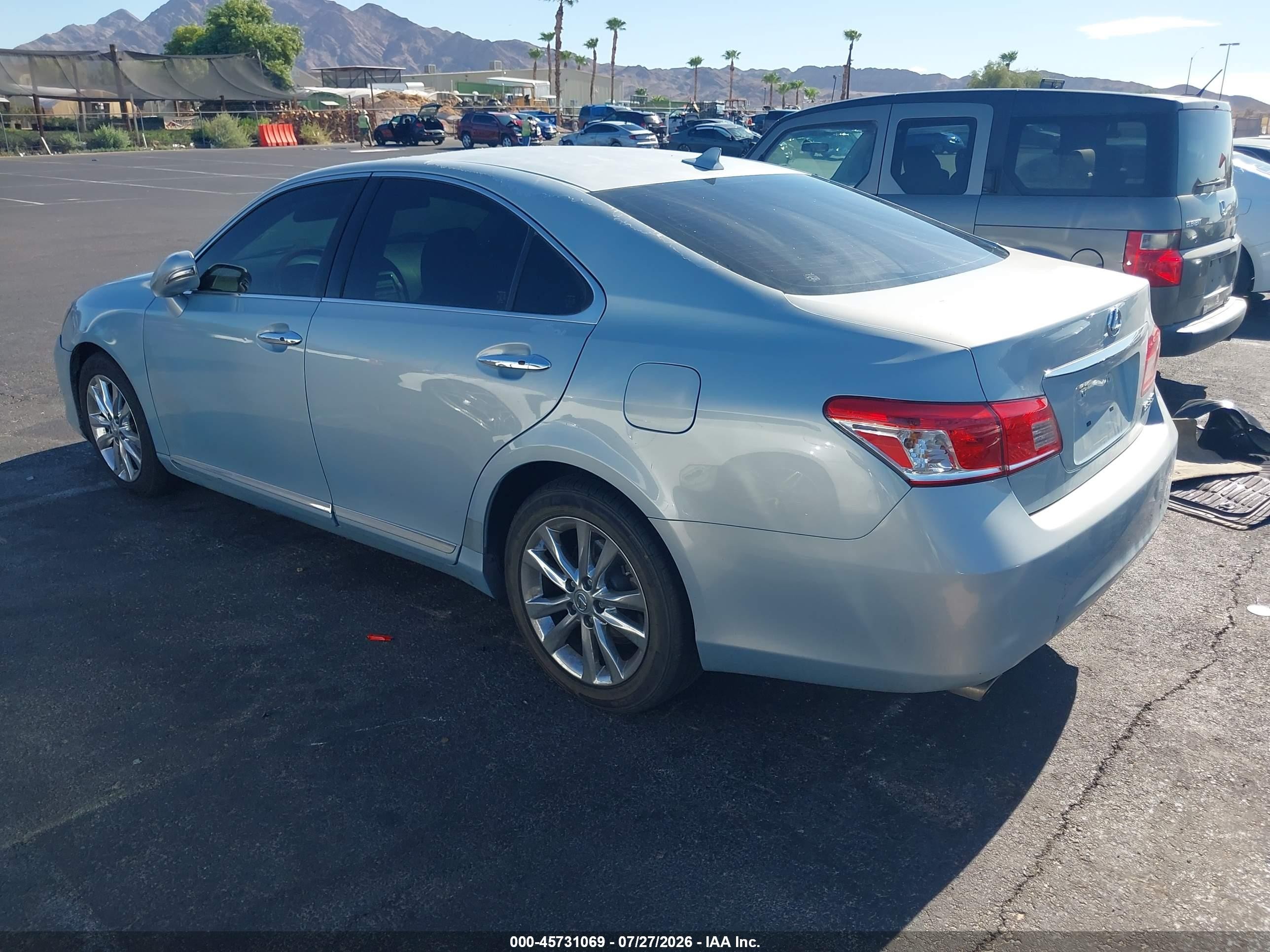 2011 Lexus Es 350   Light Blue vin: JTHBK1EG9B2433756