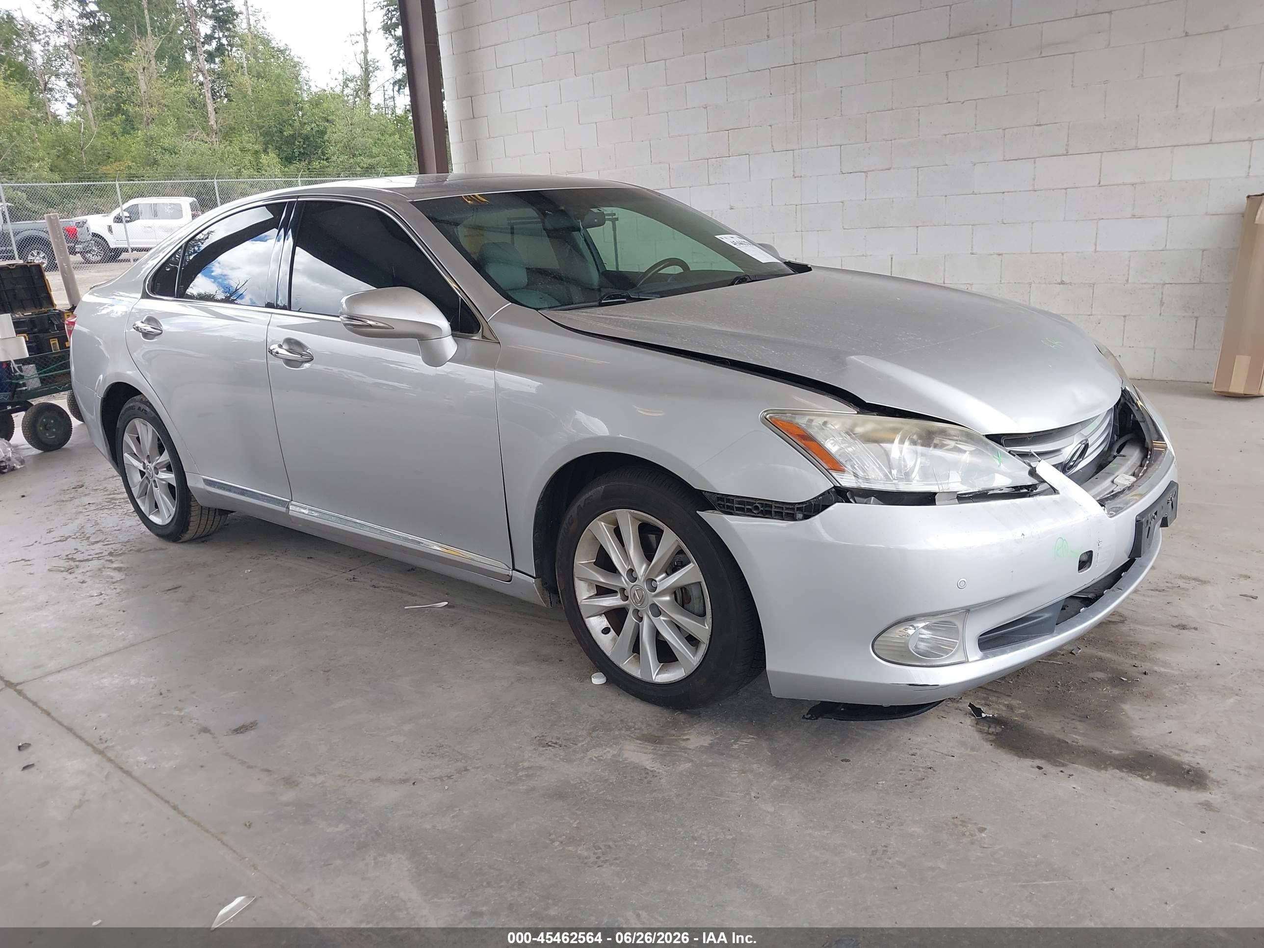 2011 Lexus Es 350   Silver vin: JTHBK1EG9B2442182