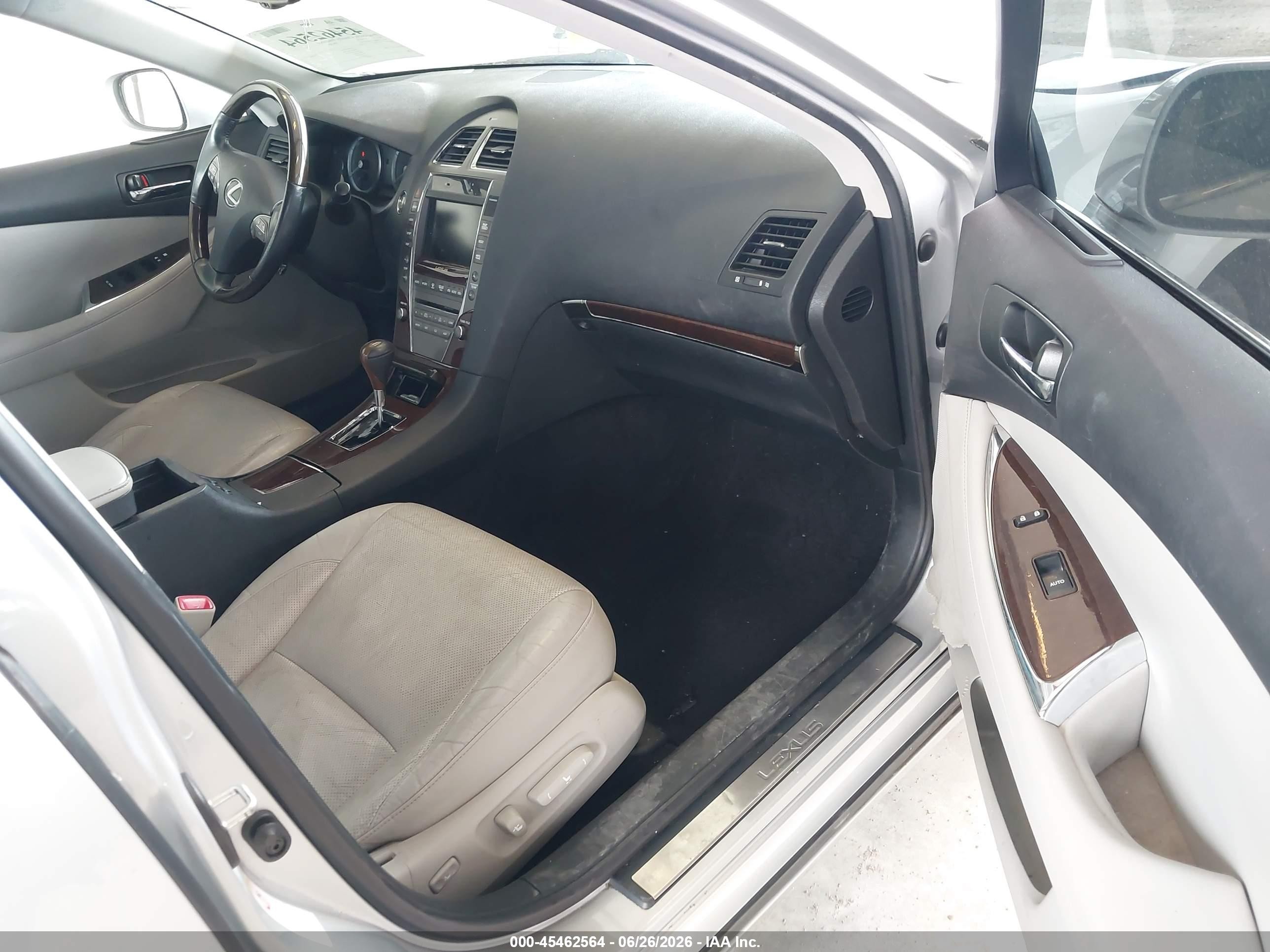 2011 Lexus Es 350   Silver vin: JTHBK1EG9B2442182