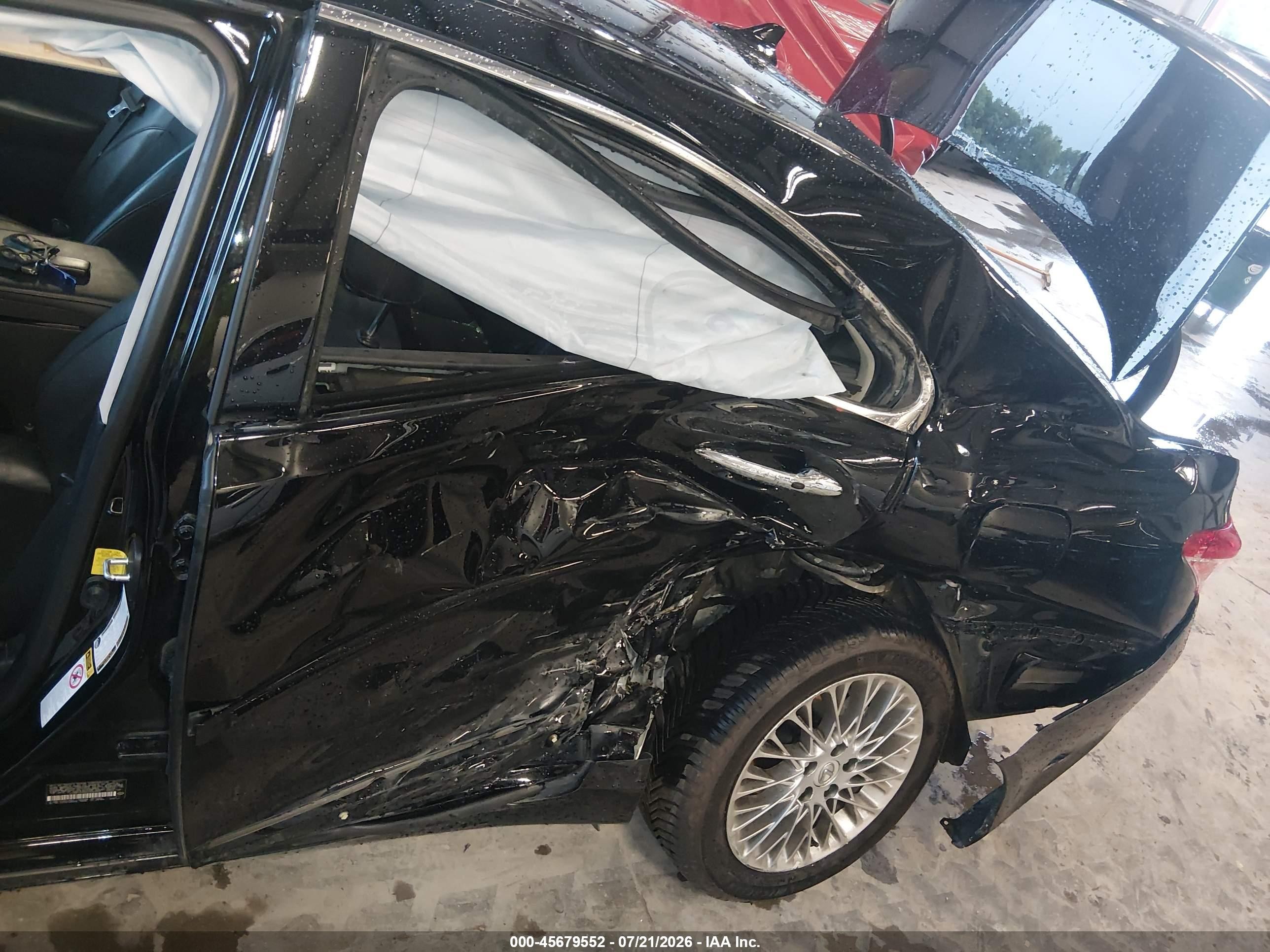 2011 Lexus Es 350   Black vin: JTHBK1EG9B2442909