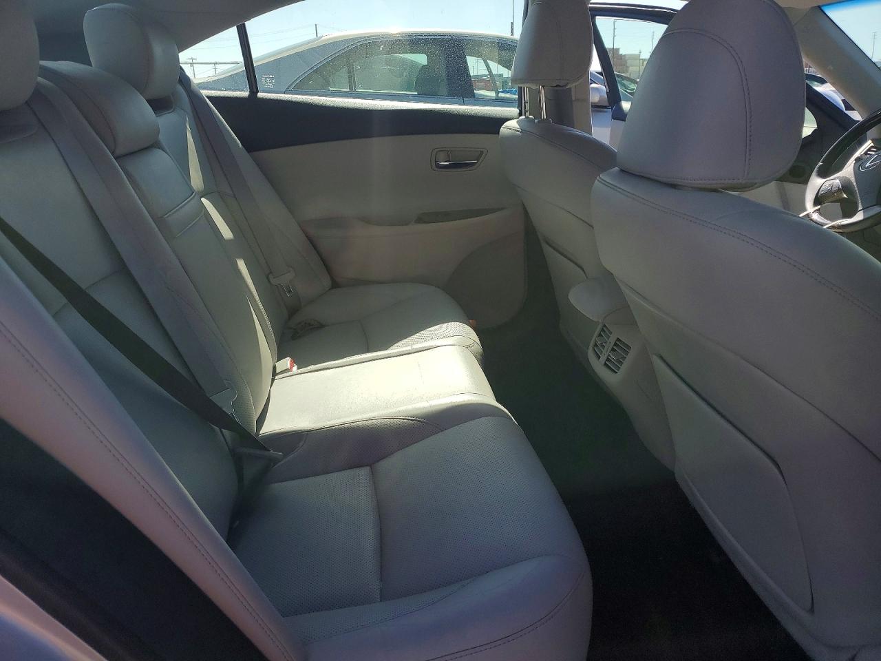 2011 Lexus Es 350 Silver vin: JTHBK1EG9B2466689