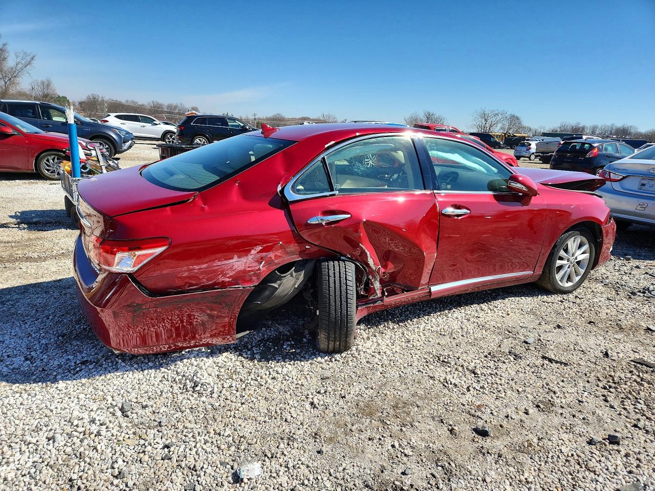 2011 Lexus Es 350 Base Red vin: JTHBK1EG9B2470452
