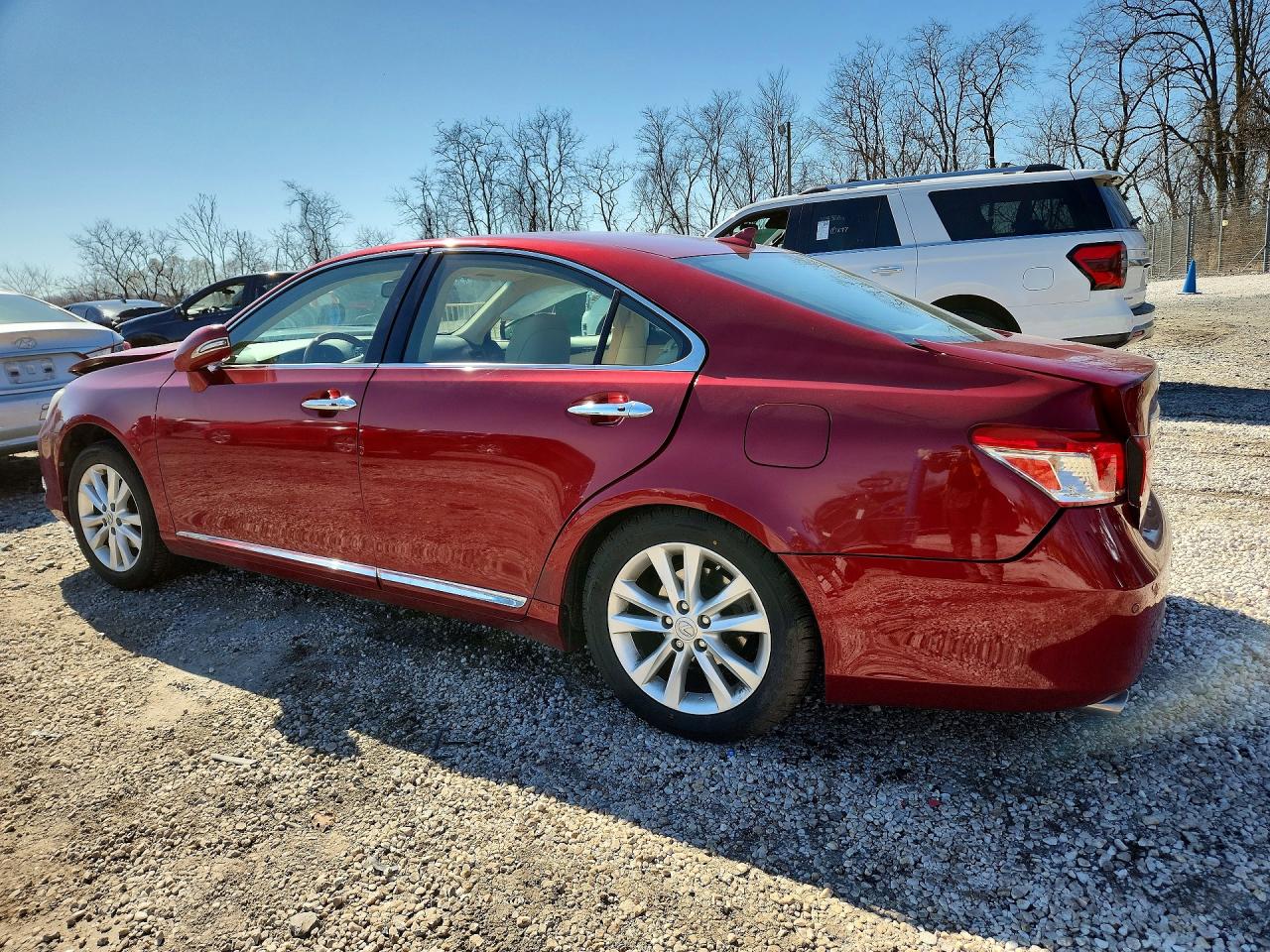 2011 Lexus Es 350 Base Red vin: JTHBK1EG9B2470452