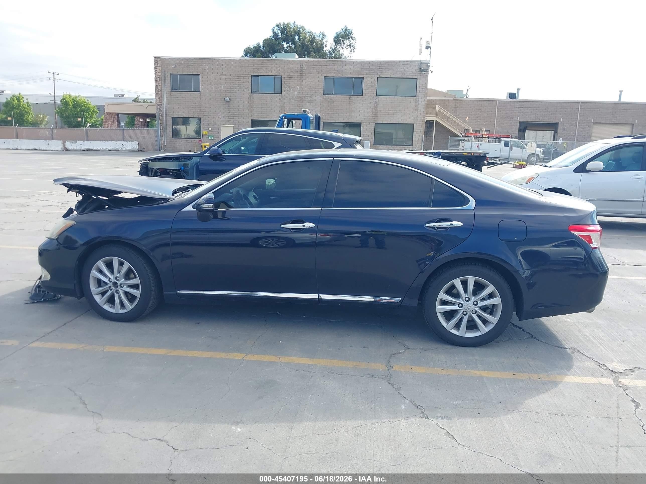 2010 Lexus Es 350   Dark Blue vin: JTHBK1EGXA2350707