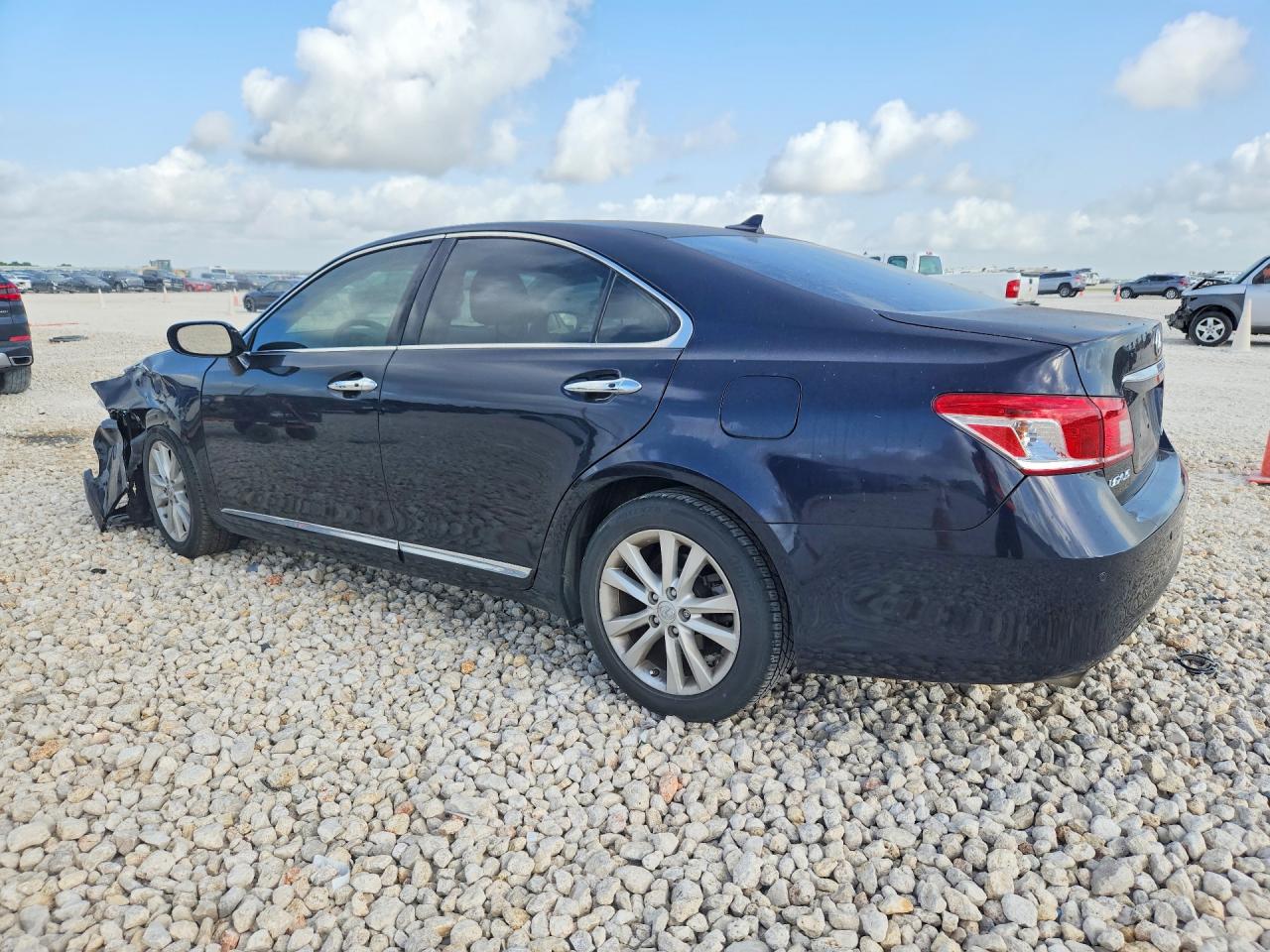 2010 Lexus Es 350 Blue vin: JTHBK1EGXA2365966
