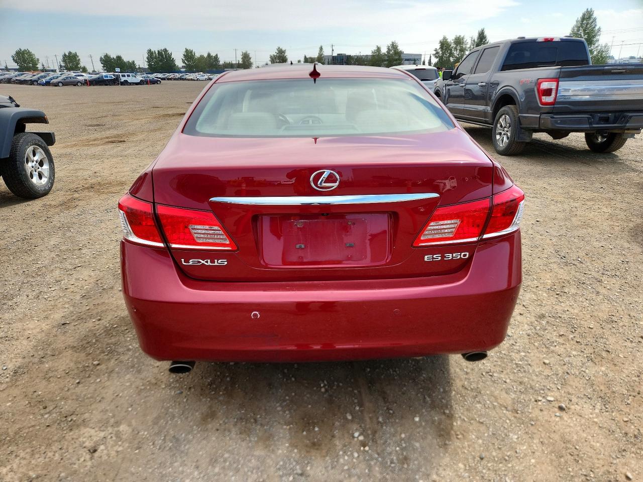 2010 Lexus Es 350 Red vin: JTHBK1EGXA2387756