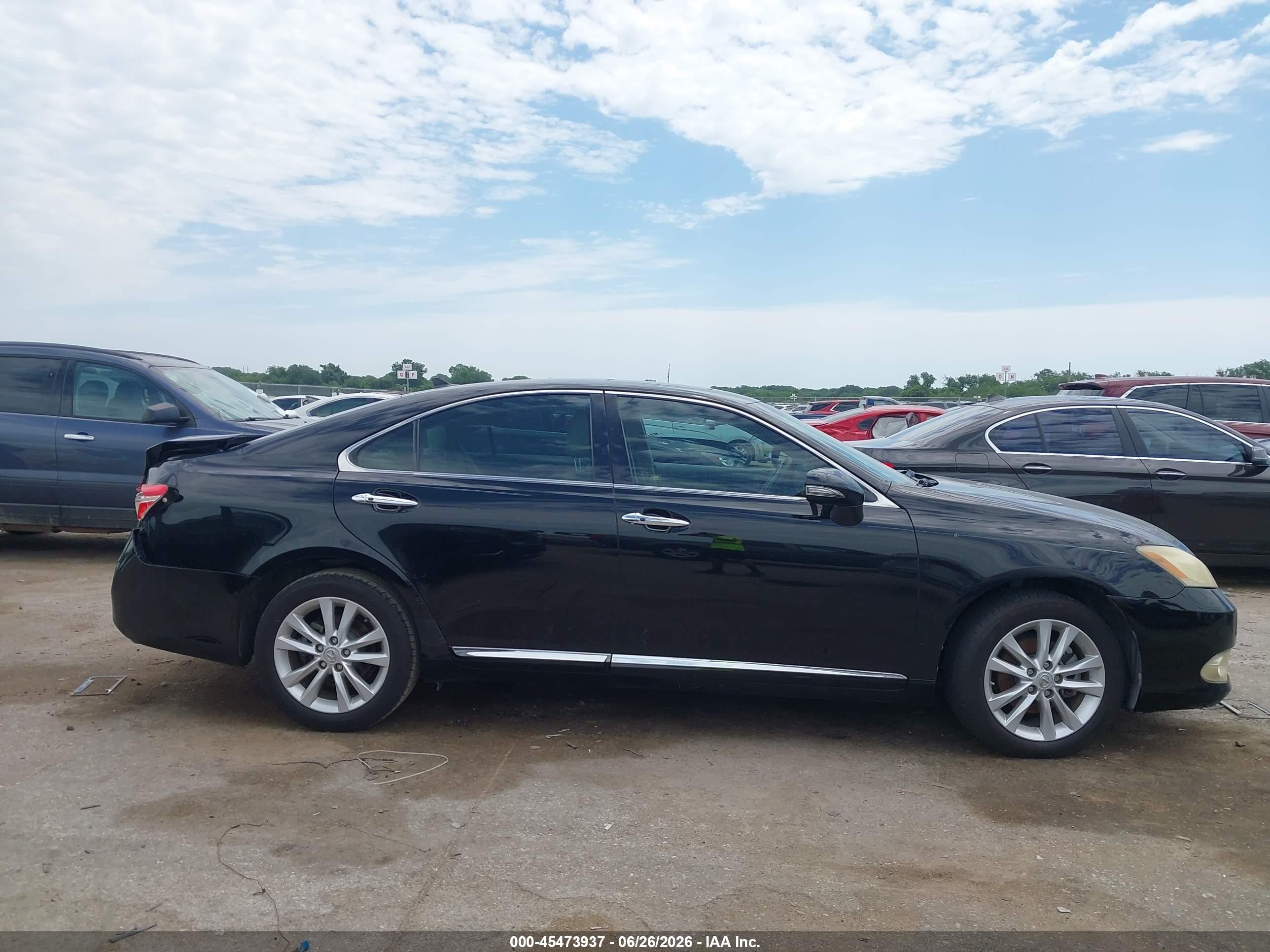 2010 Lexus Es 350   Black vin: JTHBK1EGXA2401025