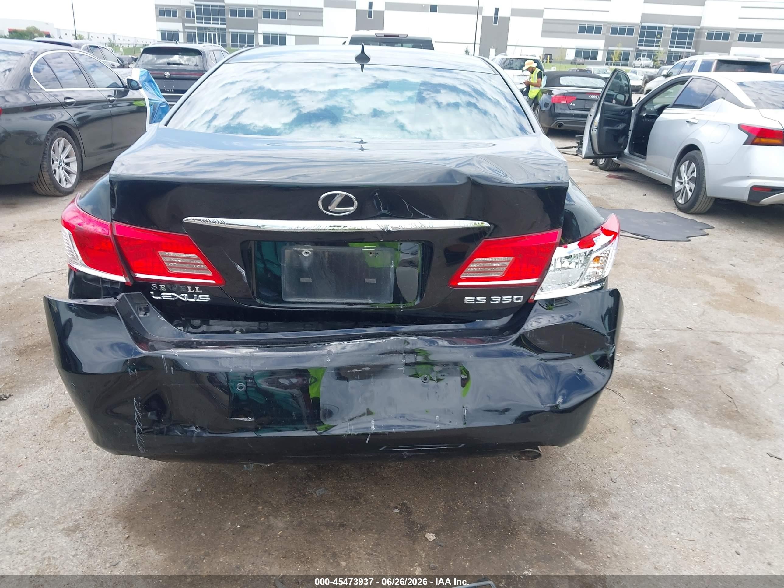 2010 Lexus Es 350   Black vin: JTHBK1EGXA2401025