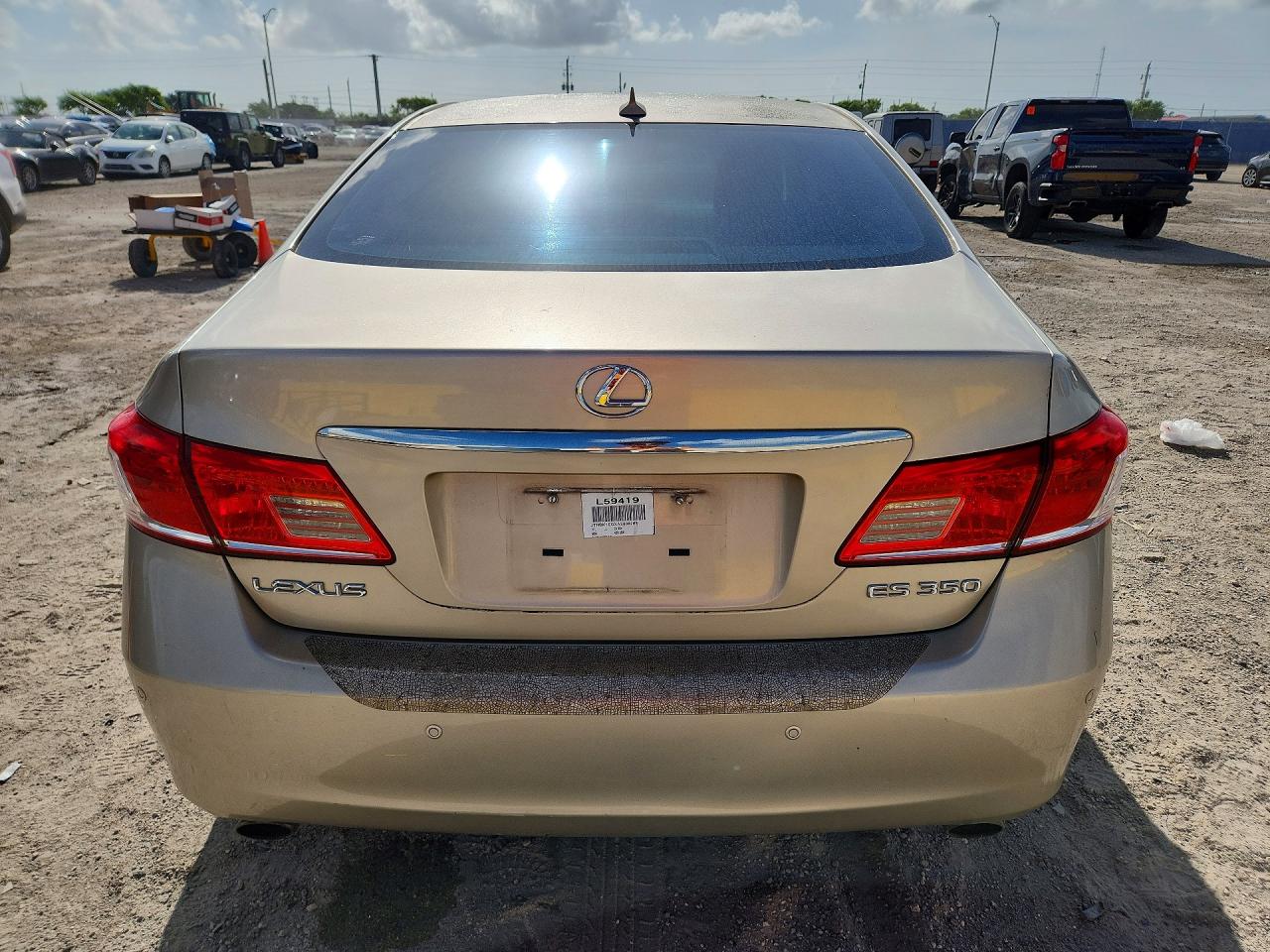 2010 Lexus Es 350 Beige vin: JTHBK1EGXA2408265