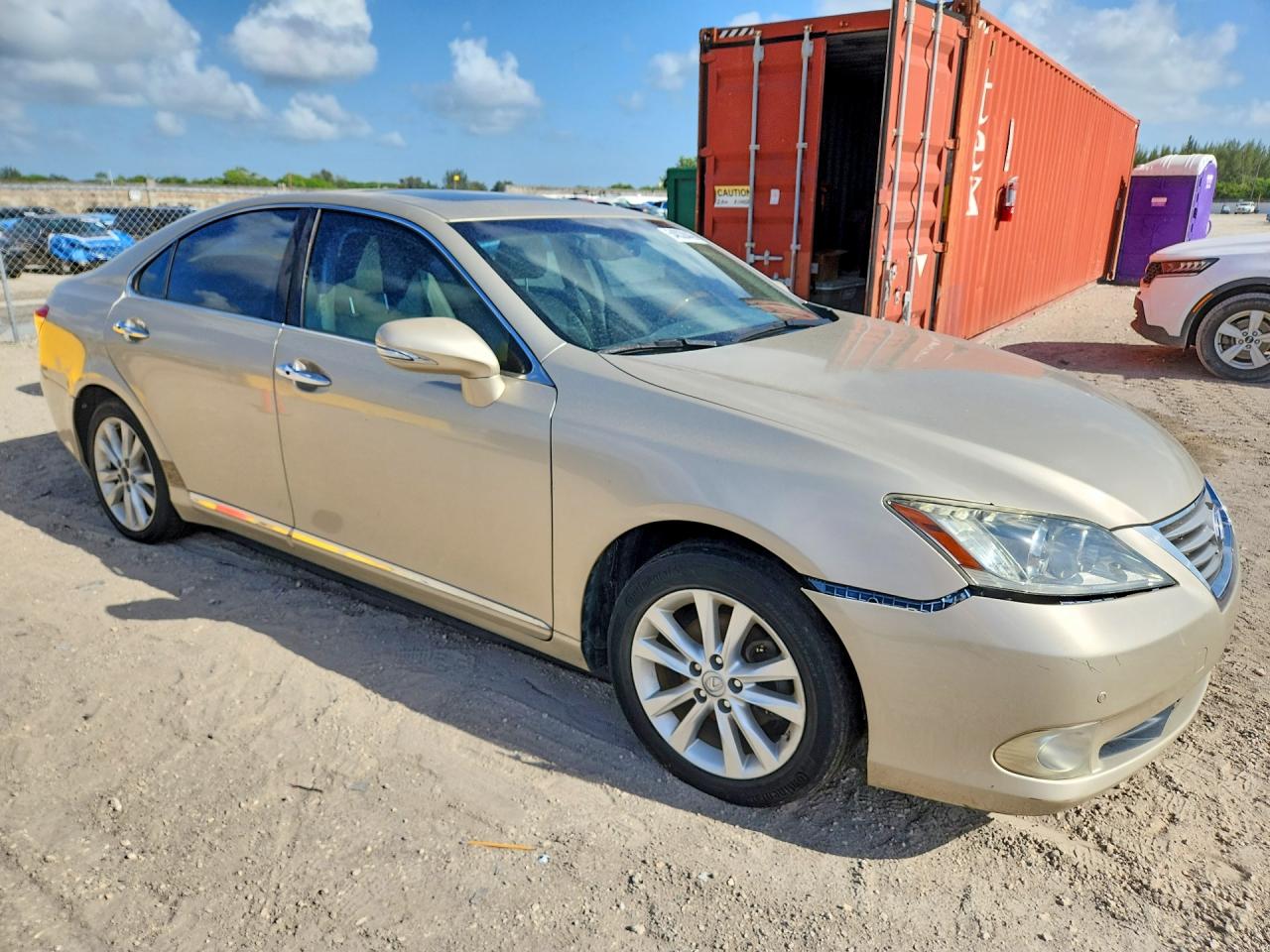2010 Lexus Es 350 Beige vin: JTHBK1EGXA2408265