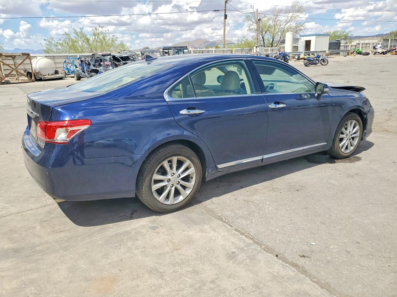 2011 Lexus Es 350 Синий vin: JTHBK1EGXB2420563