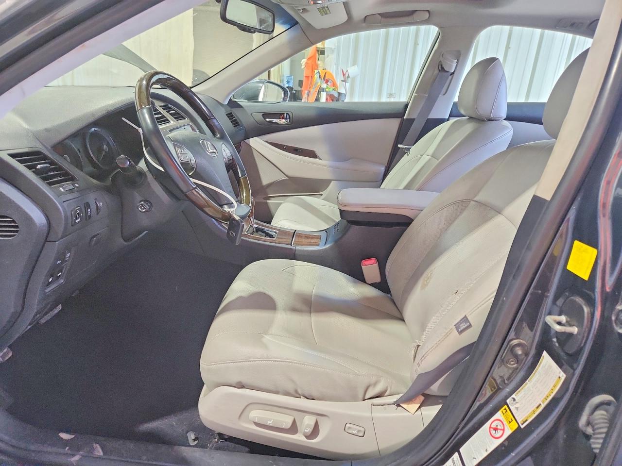 2011 Lexus Es 350 Серый vin: JTHBK1EGXB2429733