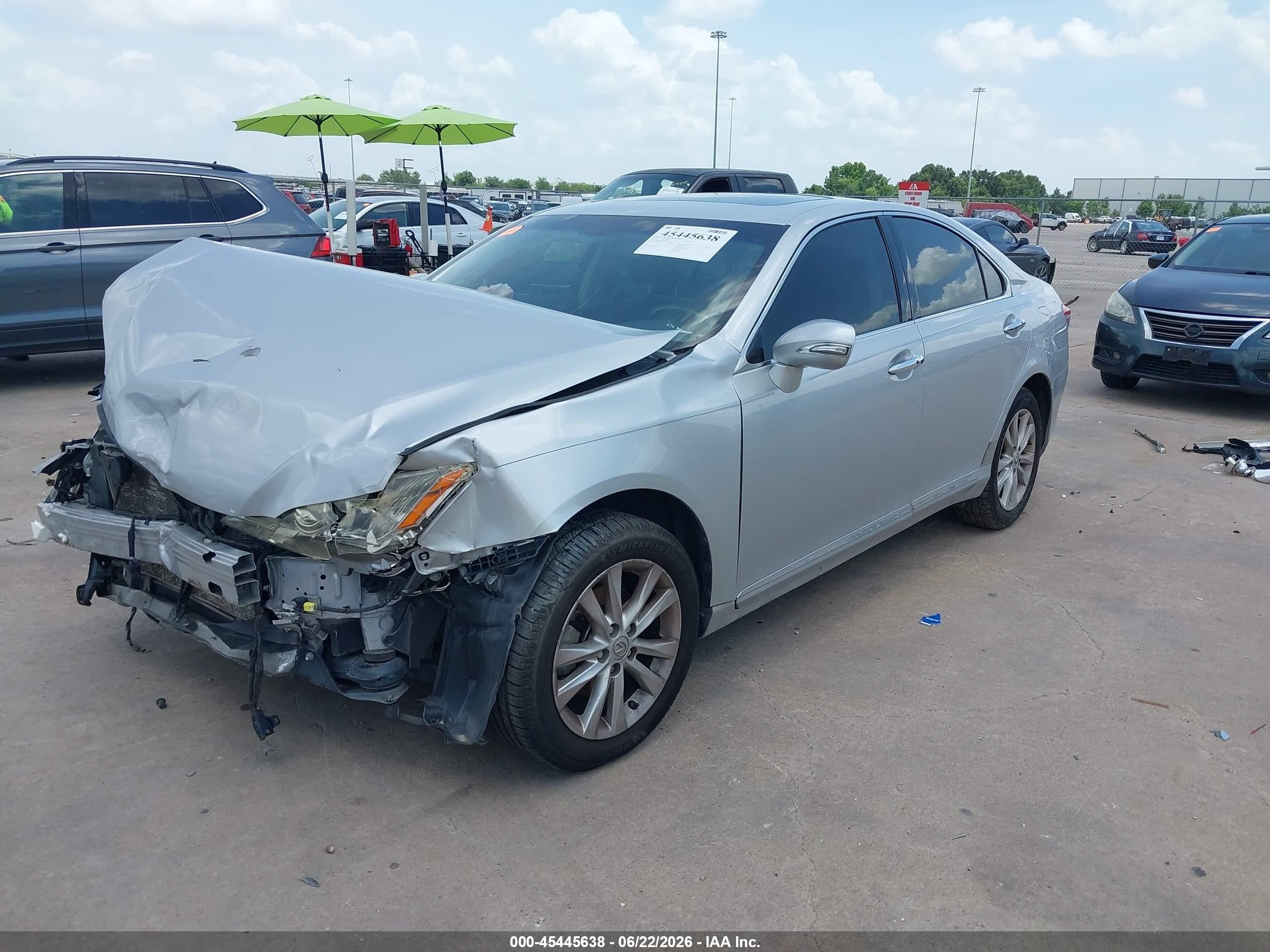 2011 Lexus Es 350   Silver vin: JTHBK1EGXB2430347