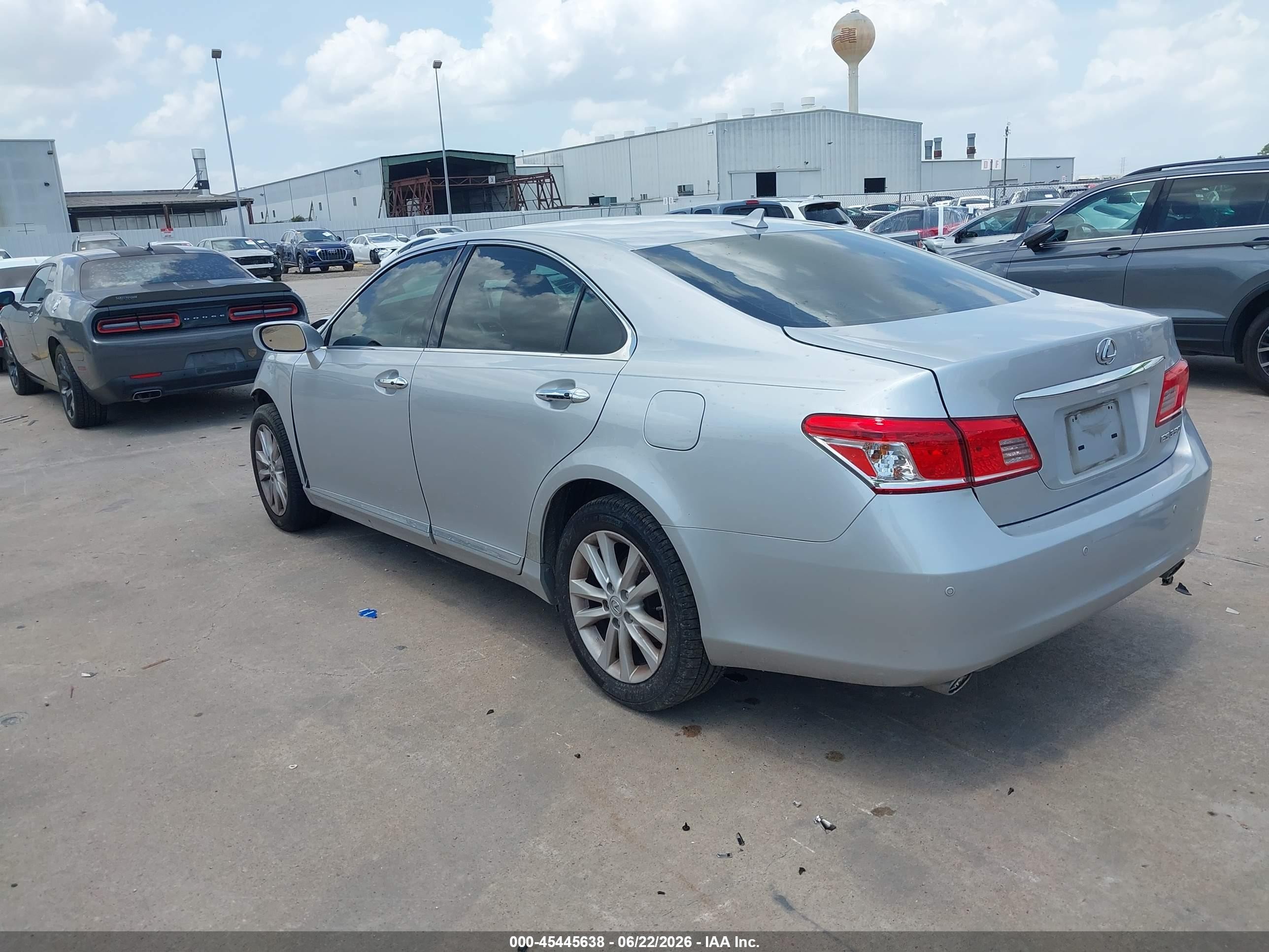 2011 Lexus Es 350   Silver vin: JTHBK1EGXB2430347
