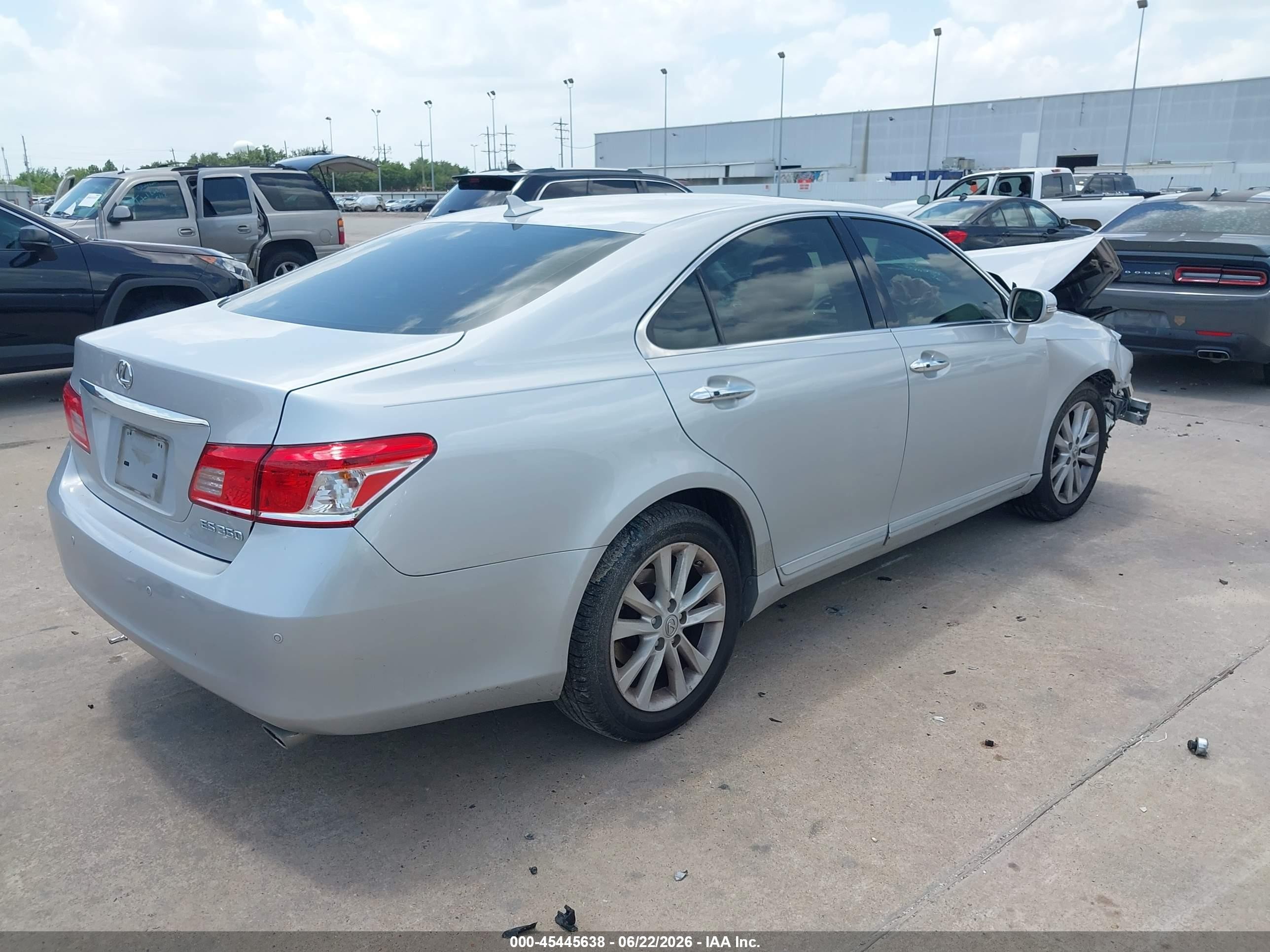 2011 Lexus Es 350   Silver vin: JTHBK1EGXB2430347