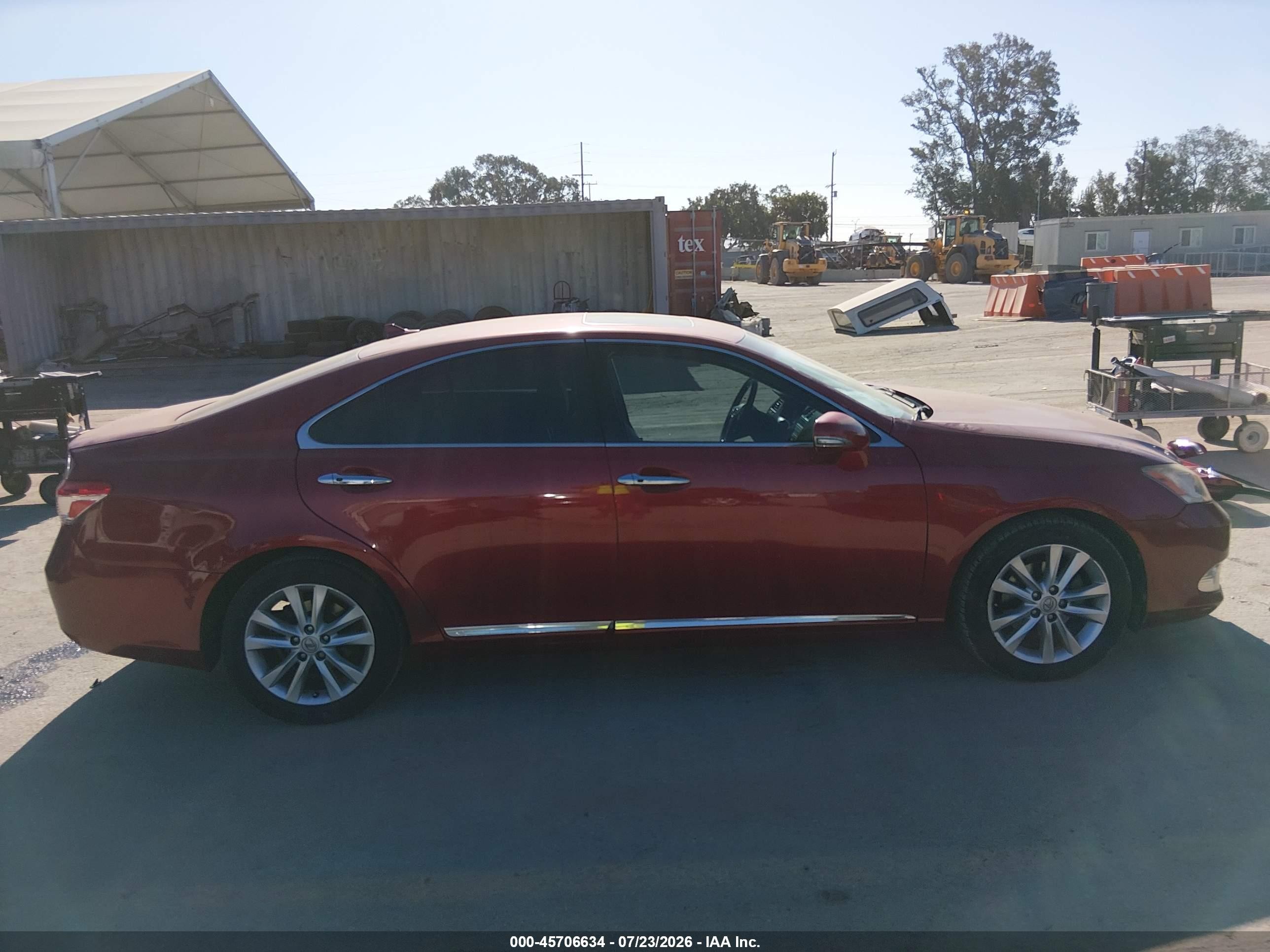 2011 Lexus Es 350 Red vin: JTHBK1EGXB2431126