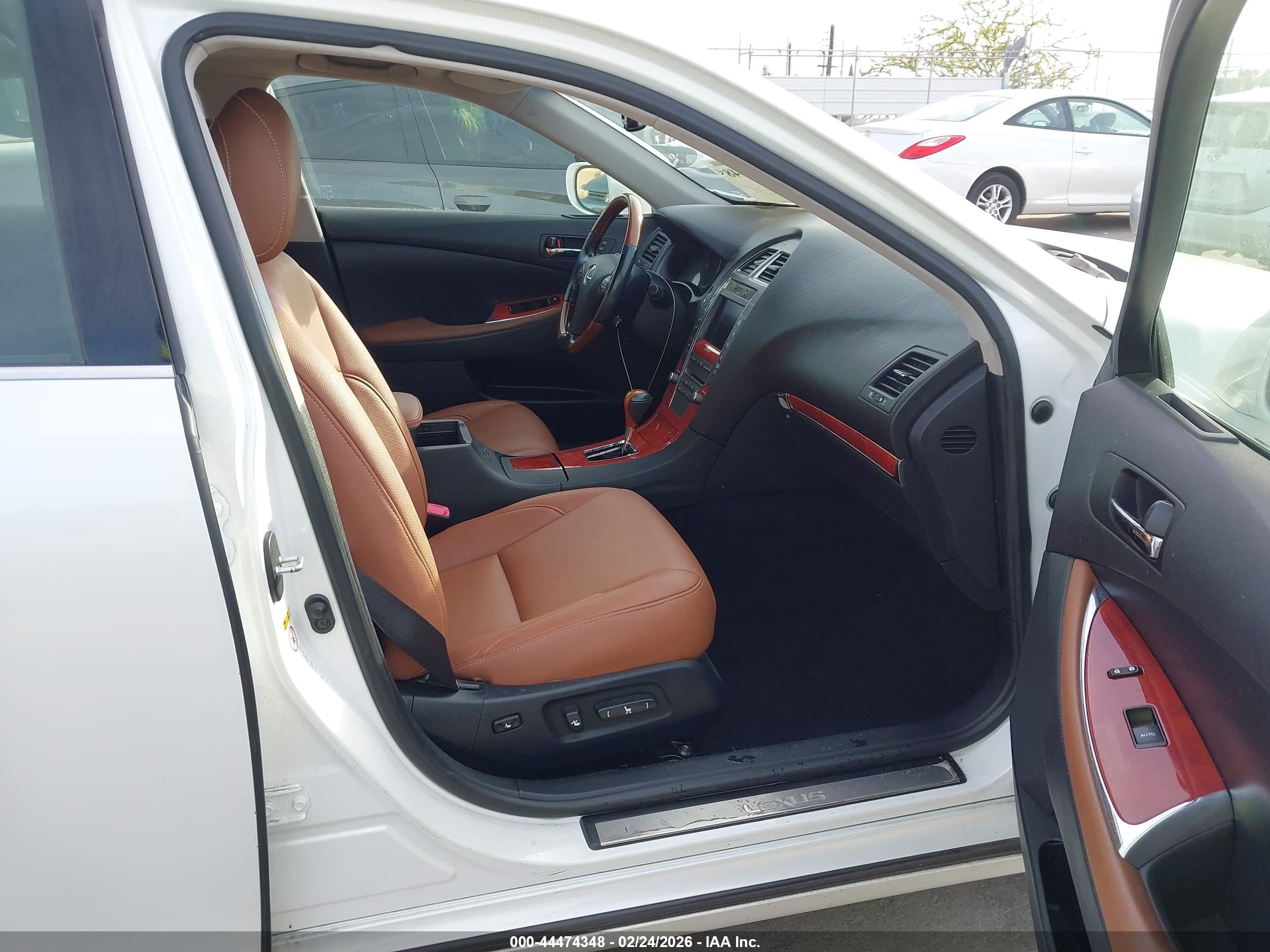 2012 Lexus Es 350   White vin: JTHBK1EGXC2477394