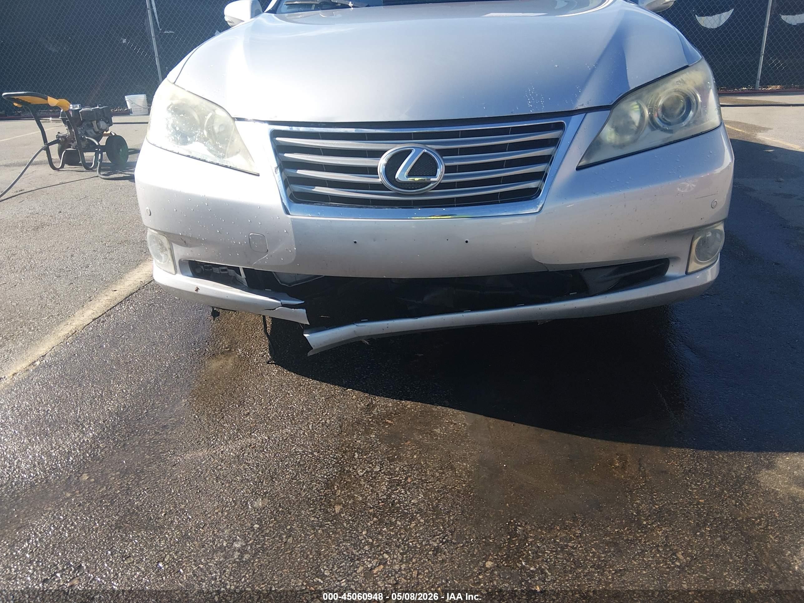 2012 Lexus Es 350   Silver vin: JTHBK1EGXC2482370