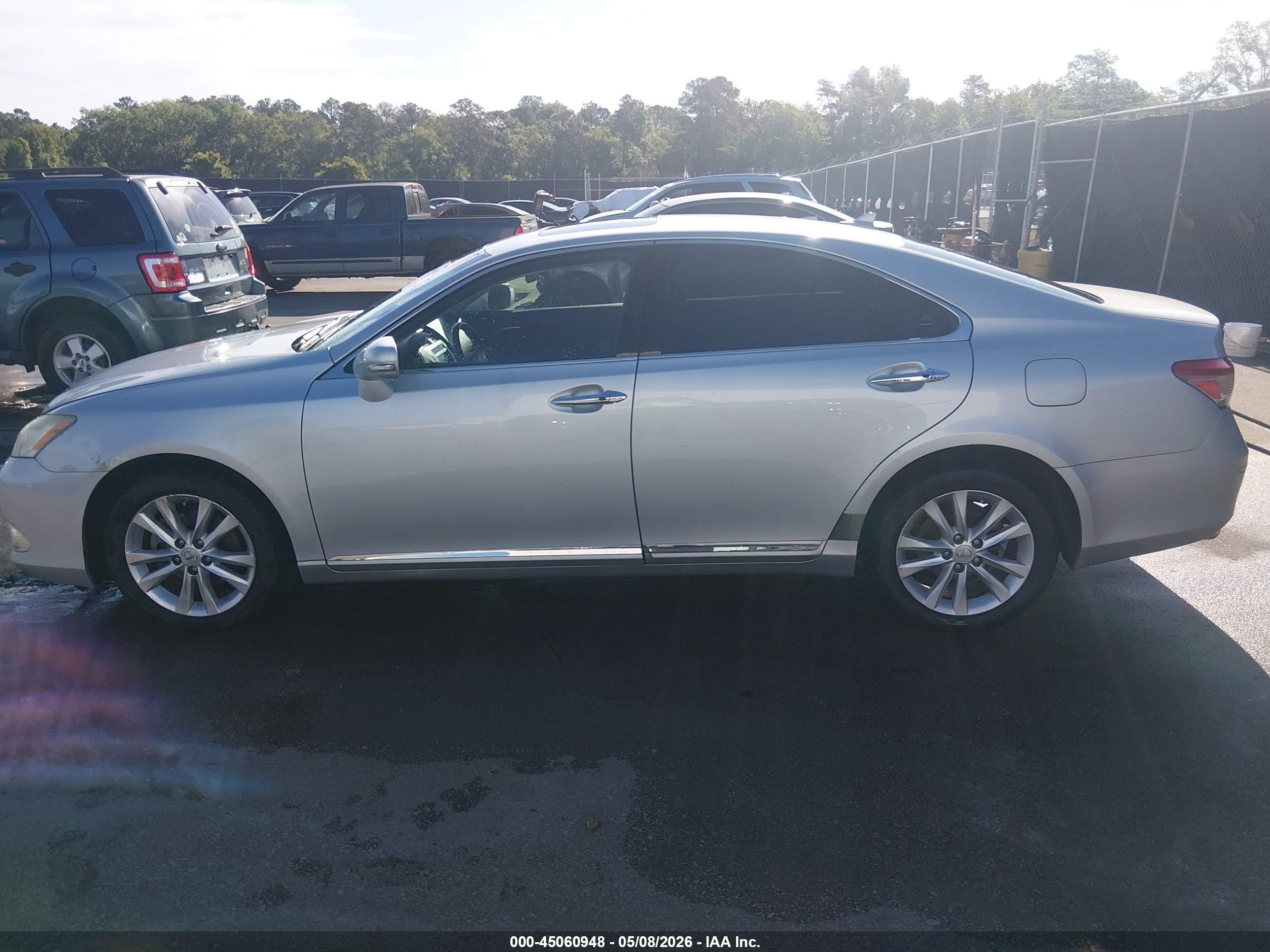 2012 Lexus Es 350   Silver vin: JTHBK1EGXC2482370