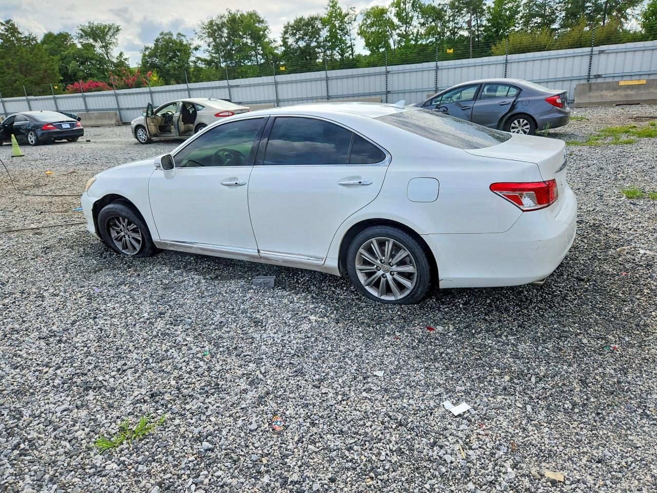 2012 Lexus Es 350 White vin: JTHBK1EGXC2486399