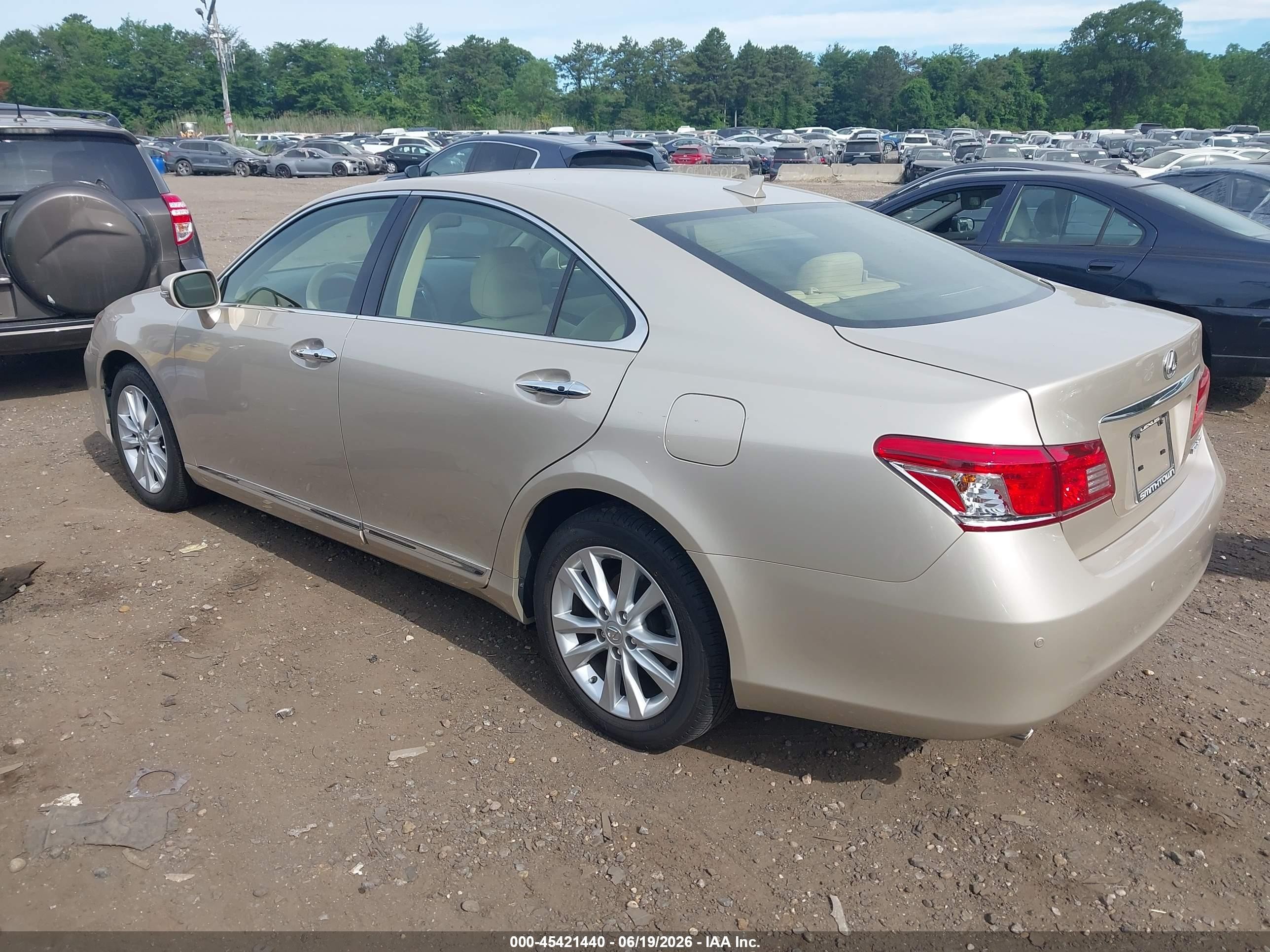 2012 Lexus Es 350 Beige vin: JTHBK1EGXC2510376