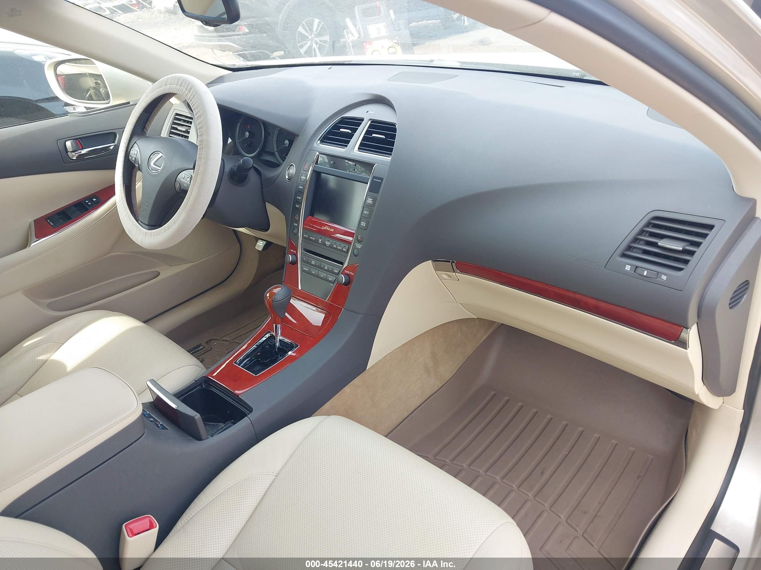 2012 Lexus Es 350 Beige vin: JTHBK1EGXC2510376