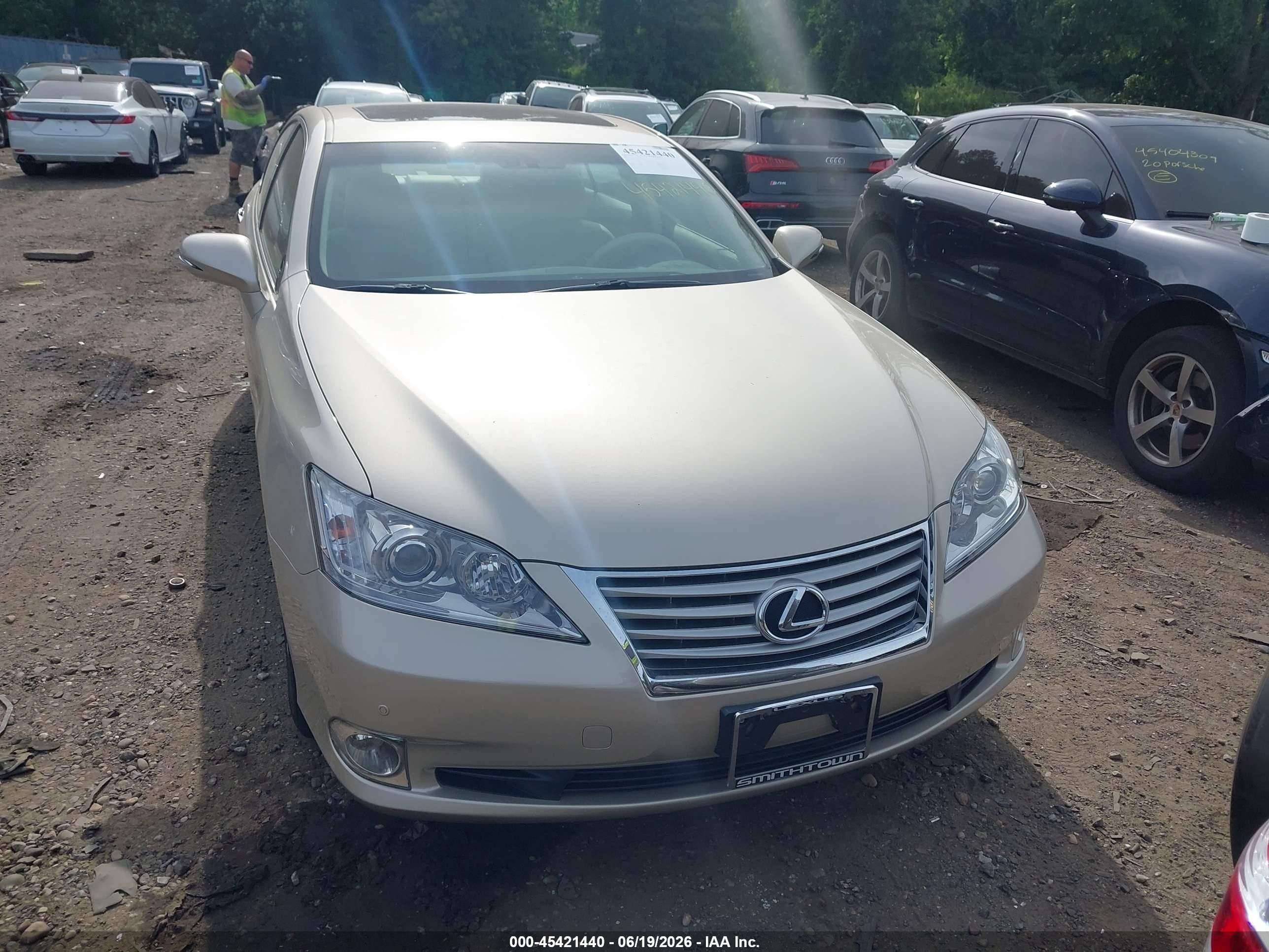 2012 Lexus Es 350 Beige vin: JTHBK1EGXC2510376