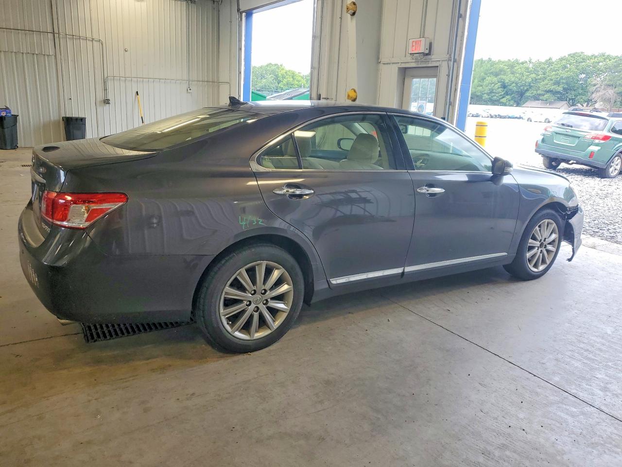 2012 Lexus Es 350 4d Серый vin: JTHBK1EGXC2512886