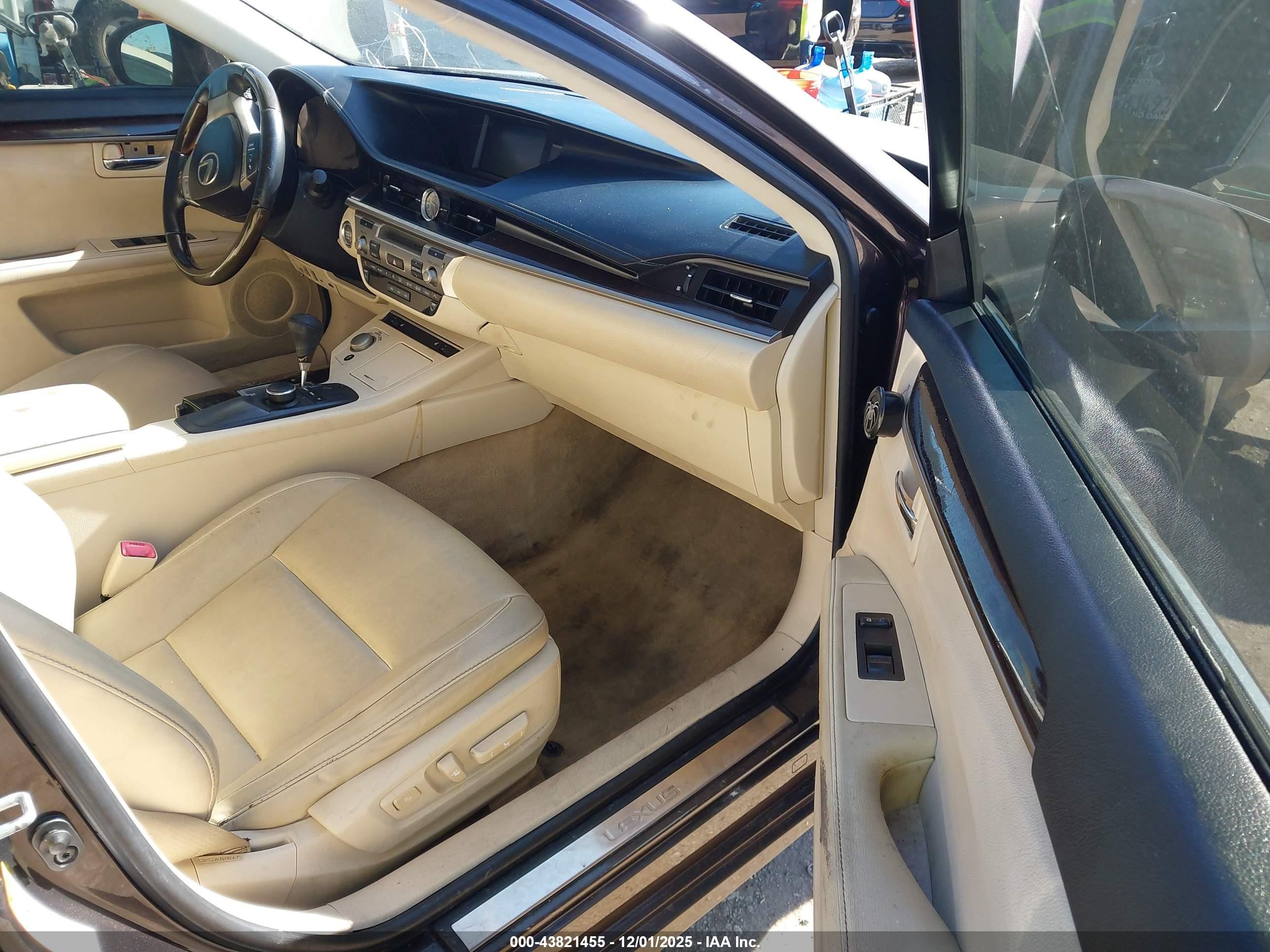2013 Lexus Es 350   Brown vin: JTHBK1GG0D2017627