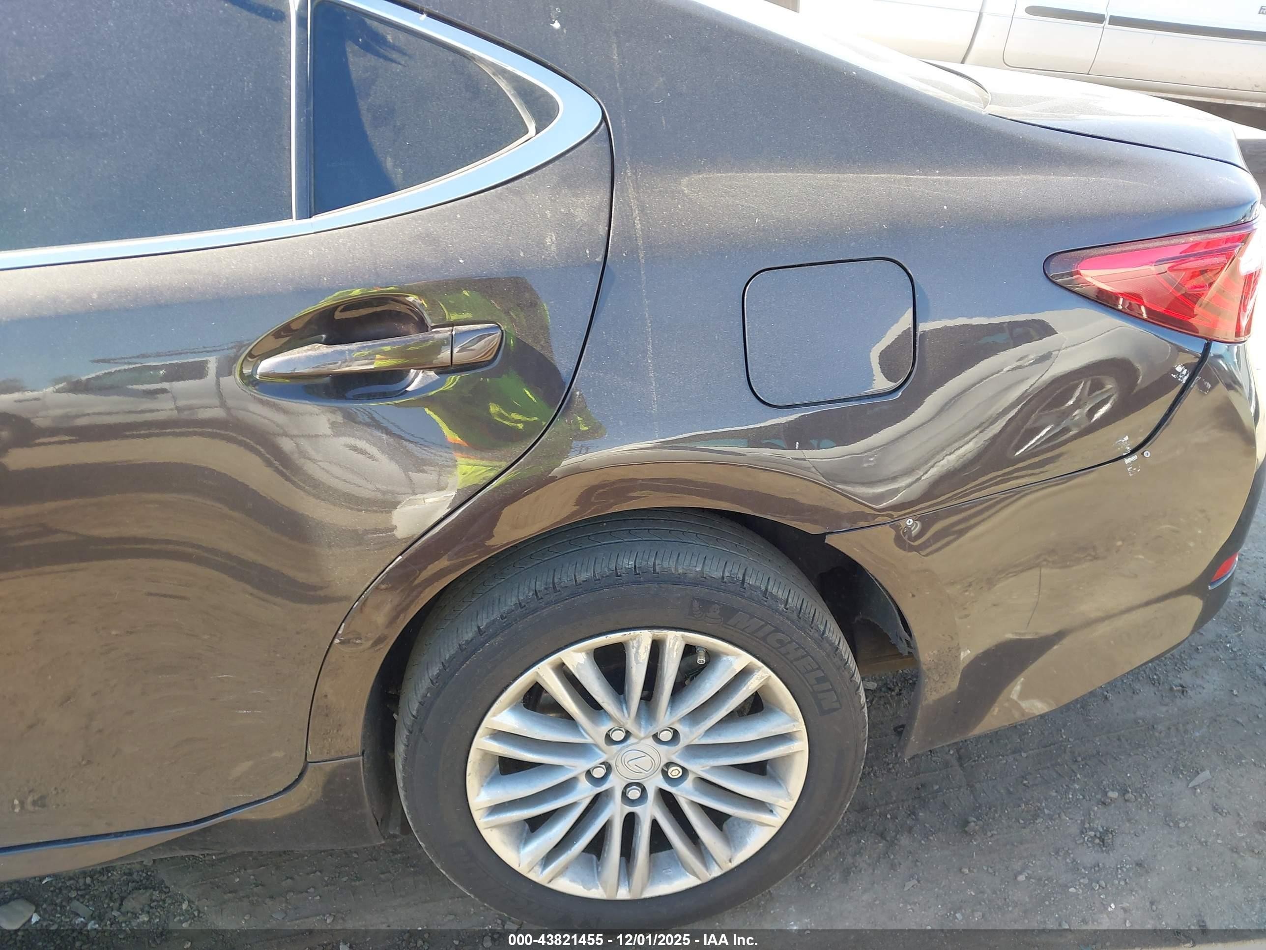2013 Lexus Es 350   Brown vin: JTHBK1GG0D2017627