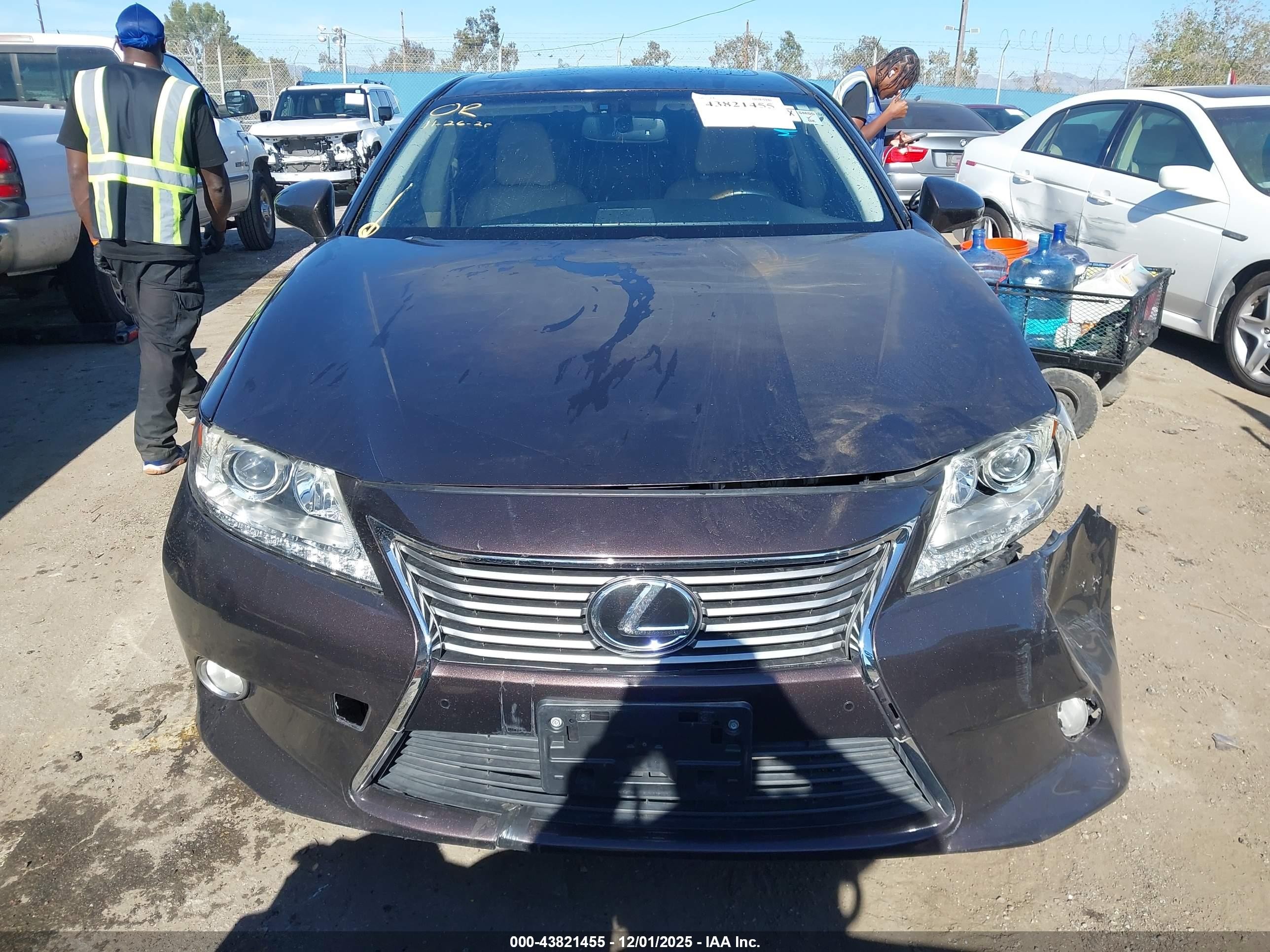 2013 Lexus Es 350   Brown vin: JTHBK1GG0D2017627