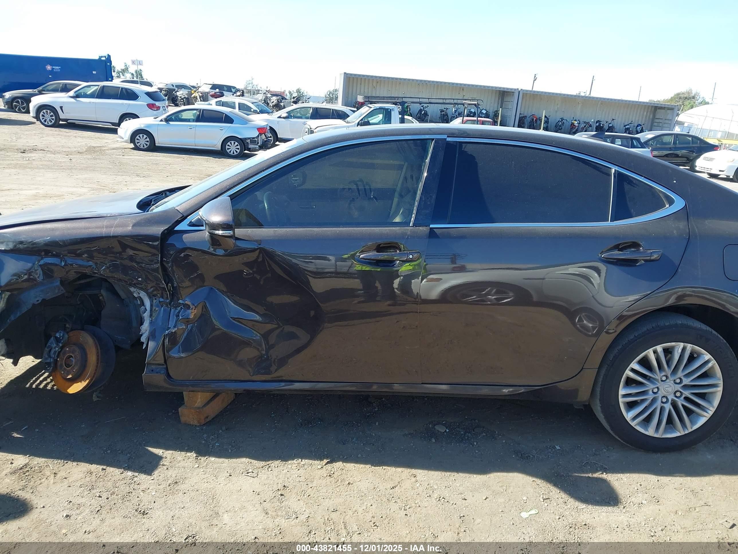 2013 Lexus Es 350   Brown vin: JTHBK1GG0D2017627