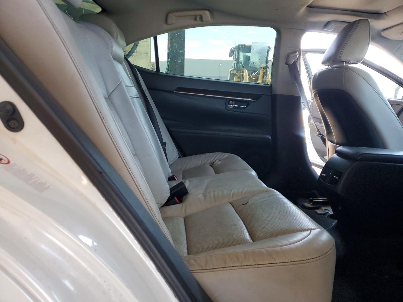 2013 Lexus Es 350 Белый vin: JTHBK1GG0D2044231