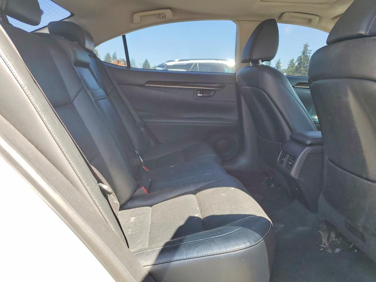 2013 Lexus Es 350 Silver vin: JTHBK1GG0D2068870
