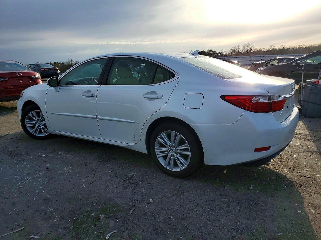 2014 Lexus Es 350 Base White vin: JTHBK1GG0E2090983