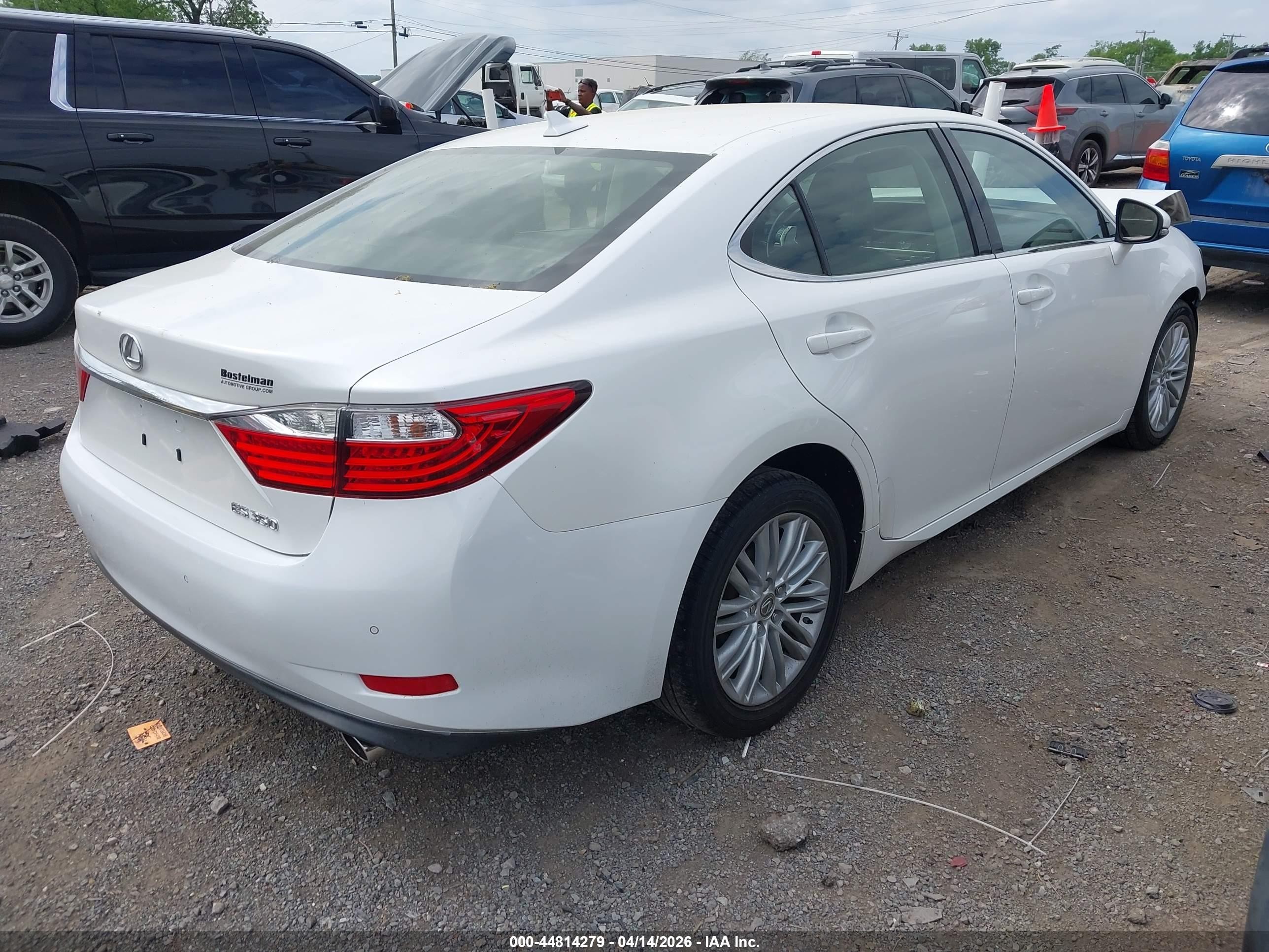 2014 Lexus Es 350 White vin: JTHBK1GG0E2103957