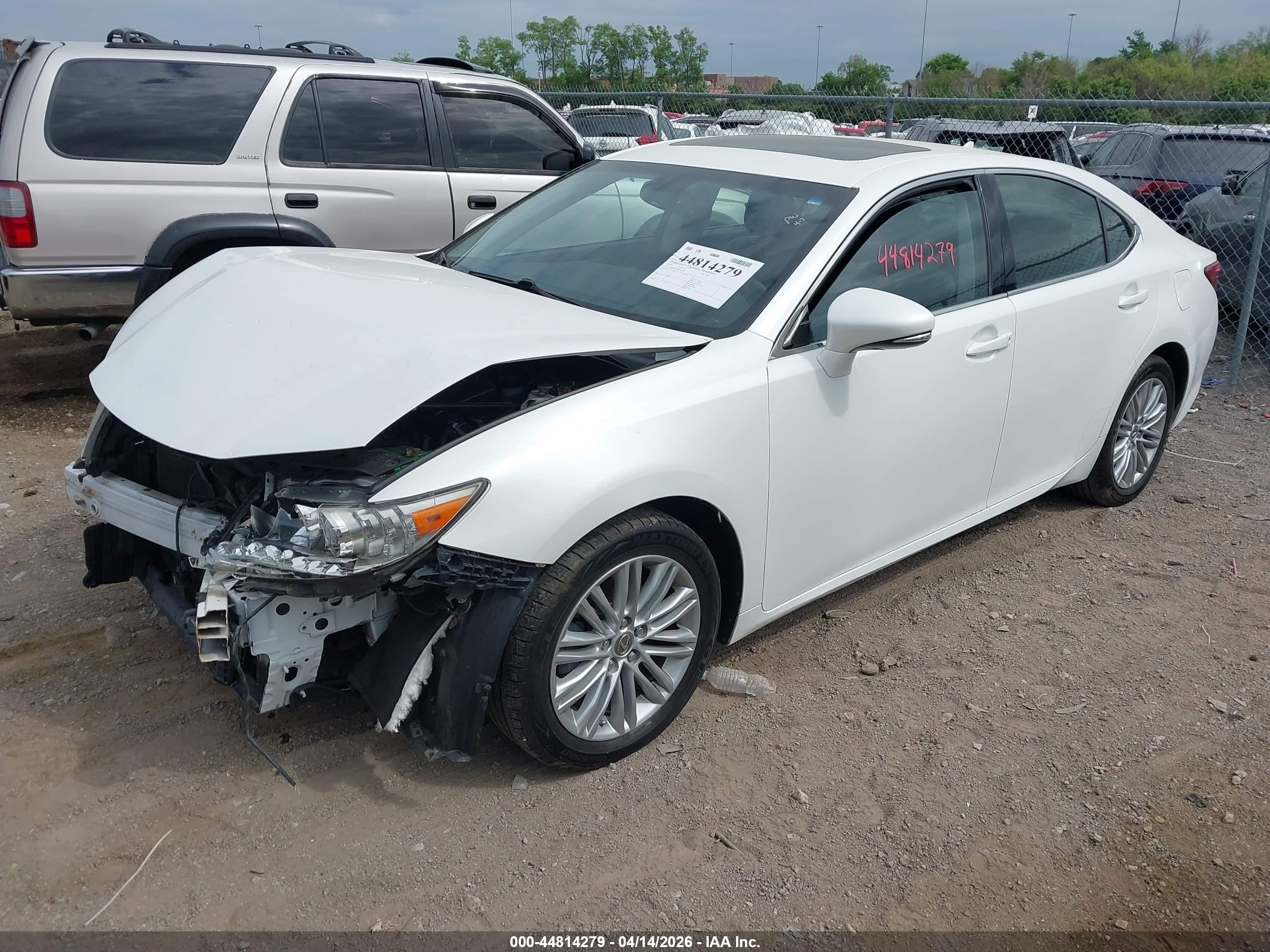 2014 Lexus Es 350 White vin: JTHBK1GG0E2103957