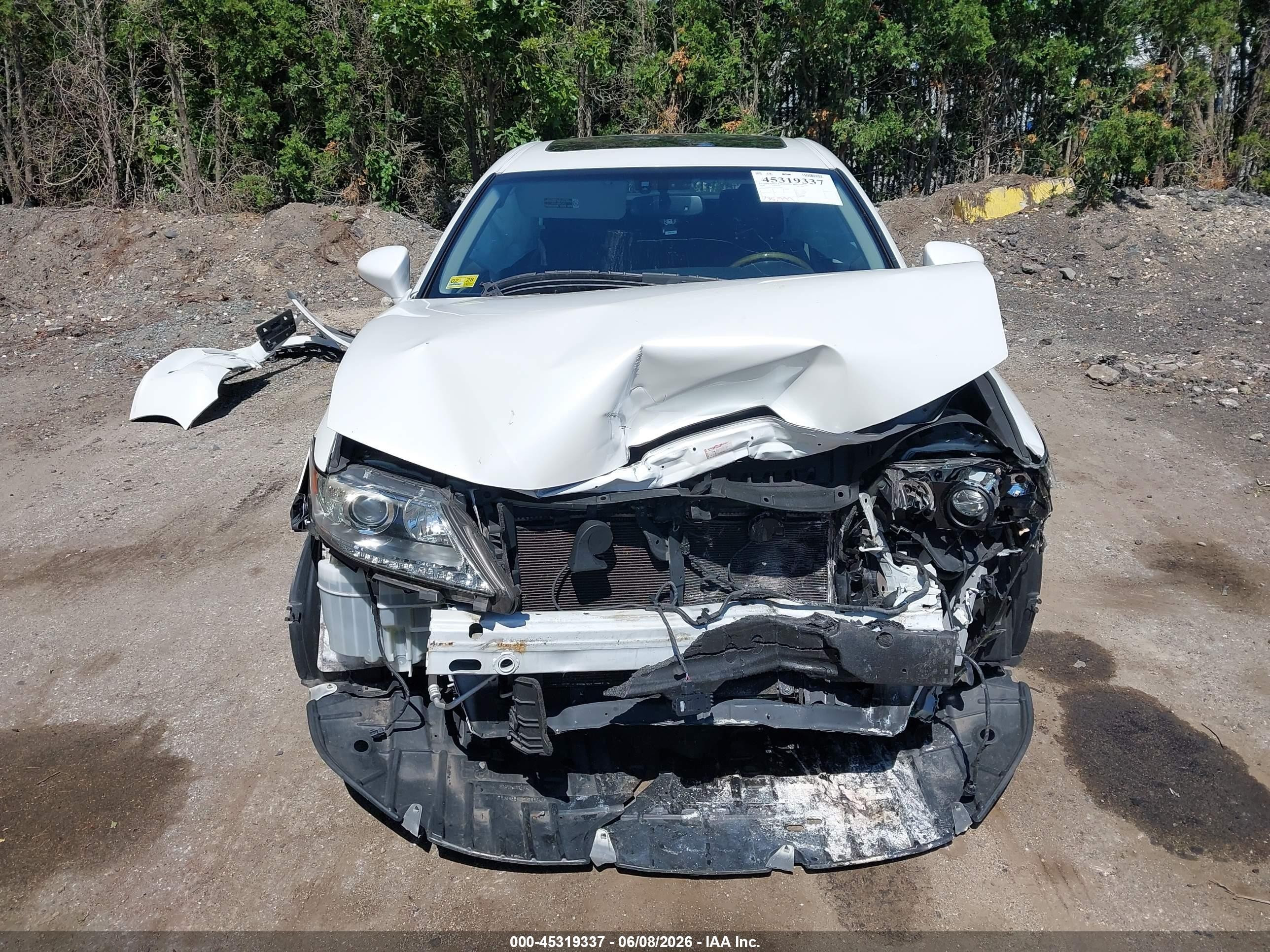 2014 Lexus Es 350   White vin: JTHBK1GG0E2115056