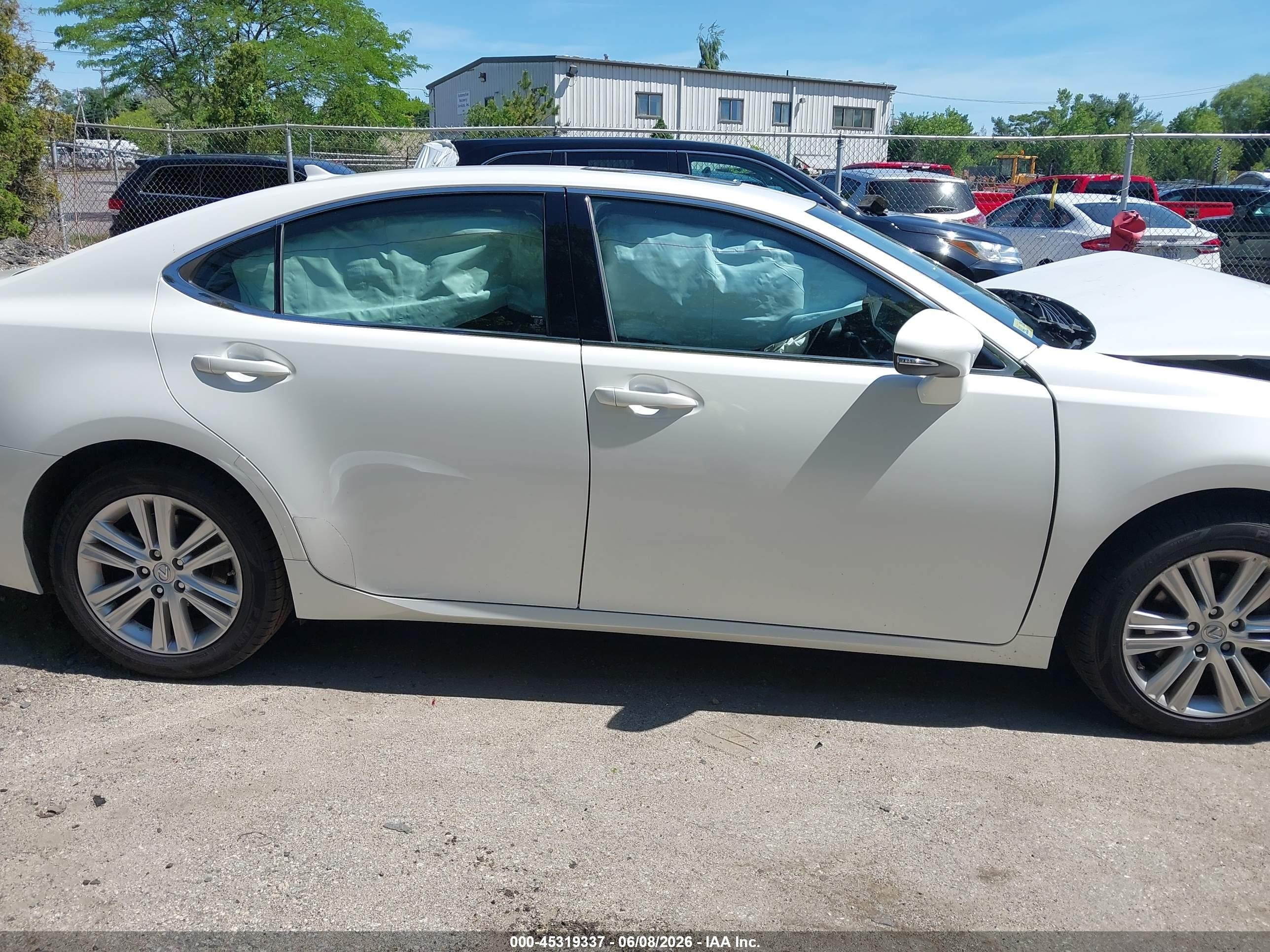 2014 Lexus Es 350   White vin: JTHBK1GG0E2115056