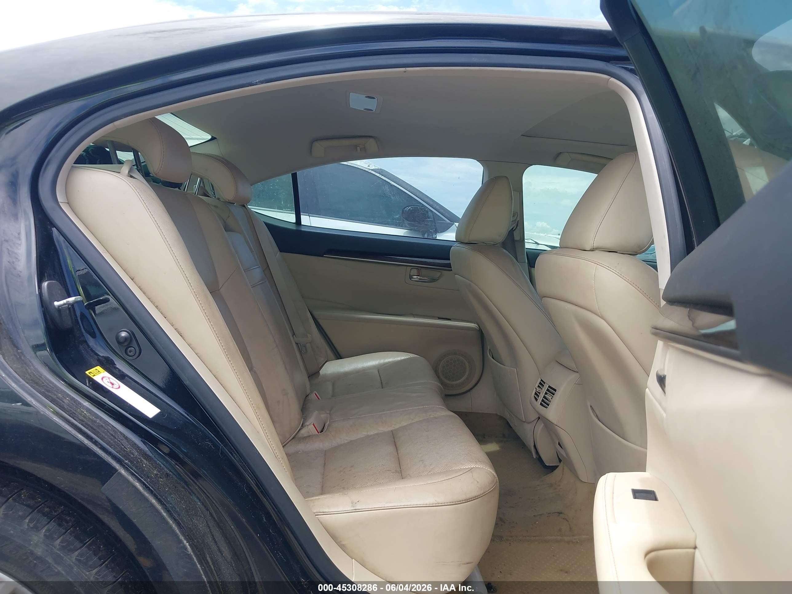 2014 Lexus Es 350   Черный vin: JTHBK1GG0E2122265