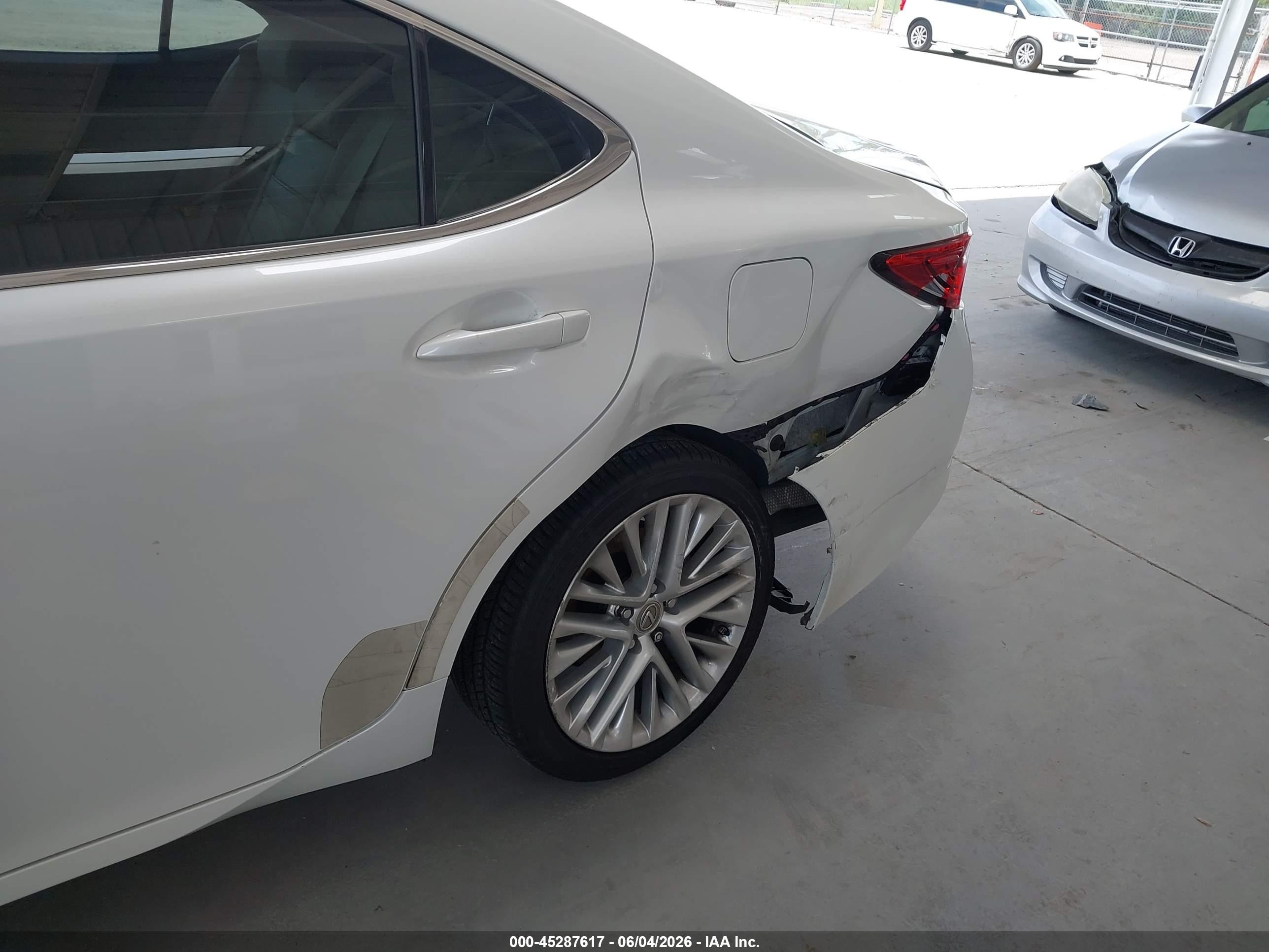 2014 Lexus Es 350 White vin: JTHBK1GG0E2129488