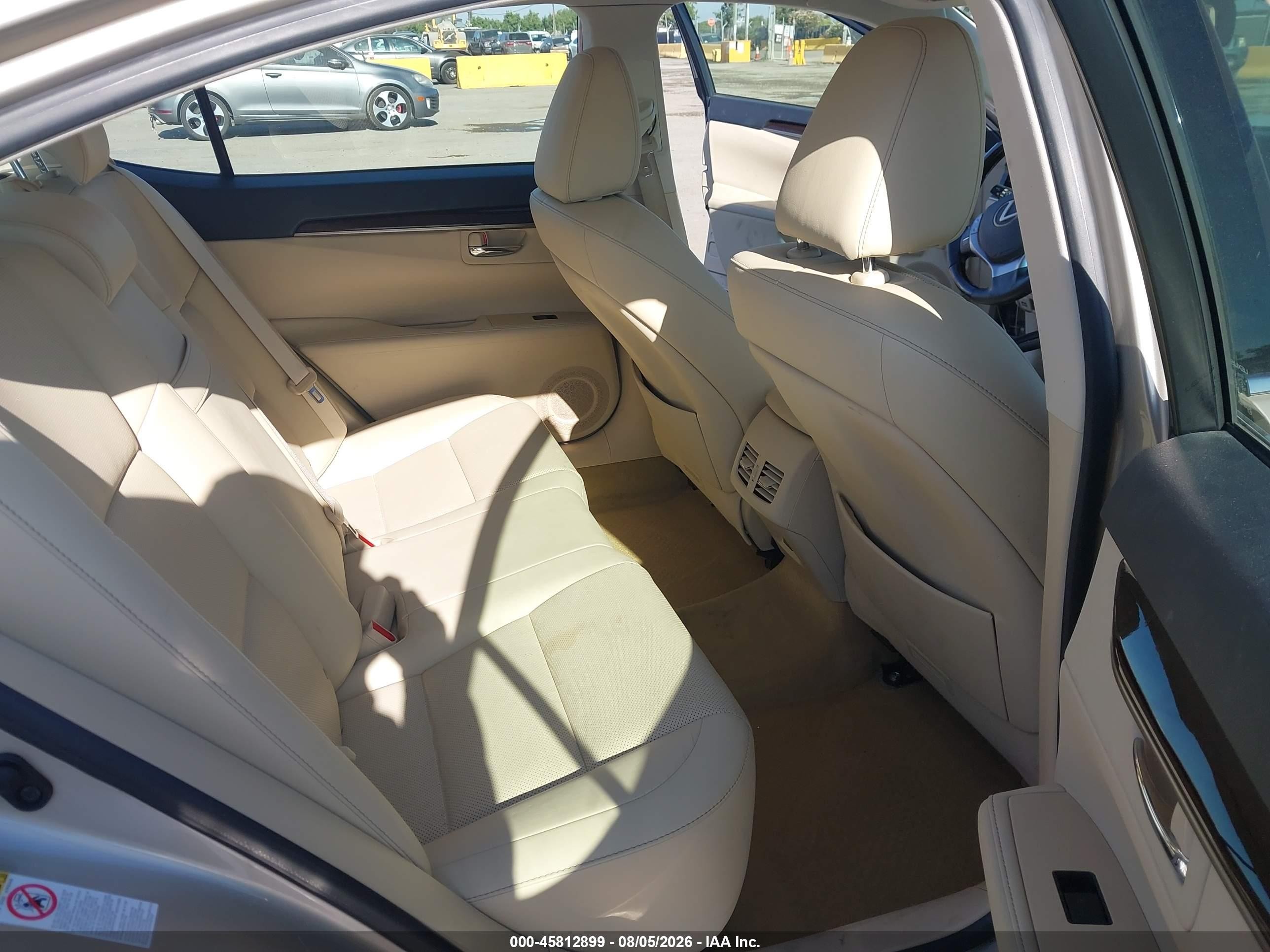 2014 Lexus Es 350   Gold vin: JTHBK1GG0E2132147