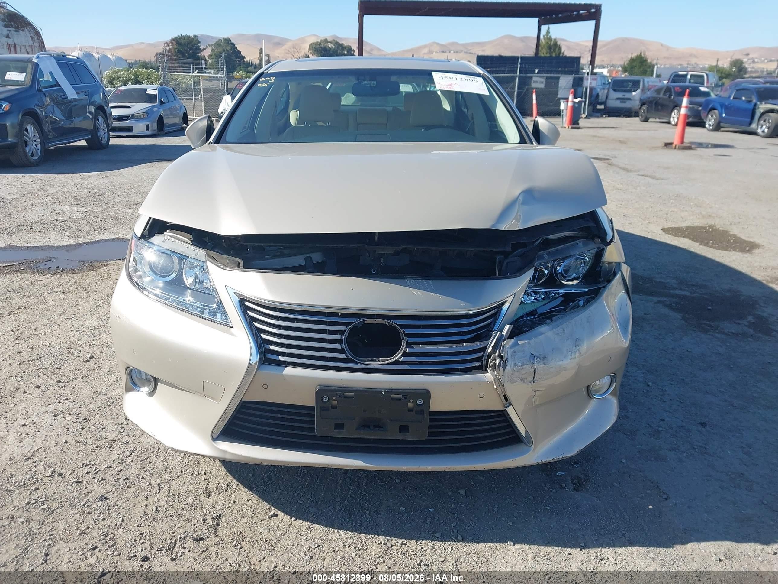 2014 Lexus Es 350   Gold vin: JTHBK1GG0E2132147
